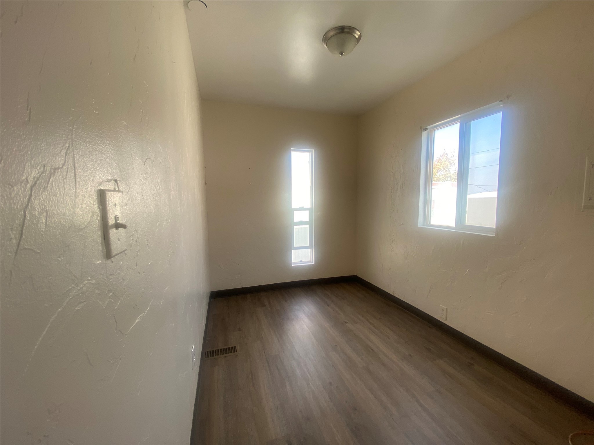 804 Phoenix Avenue 1c Property Photo 18