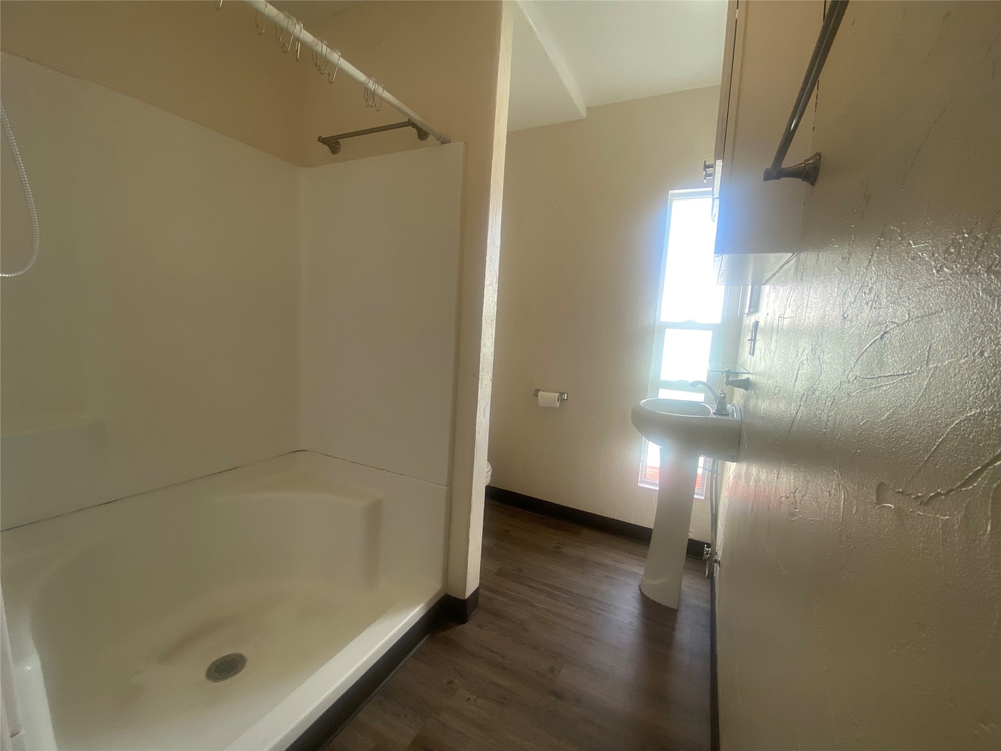 804 Phoenix Avenue 1c Property Photo 20