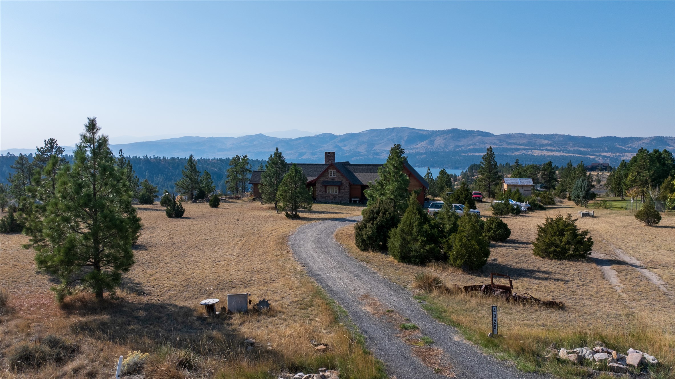 4025 Sunset Ridge Drive Property Photo 8