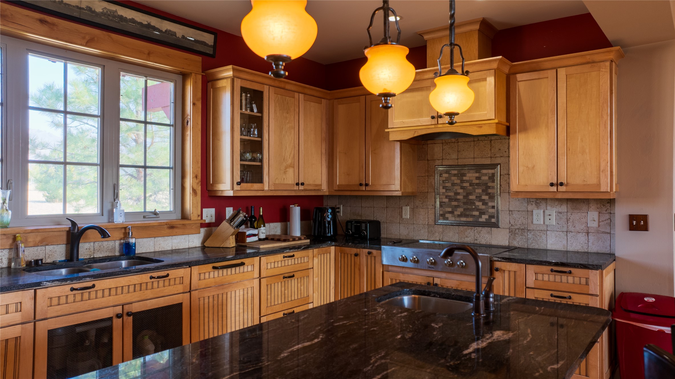 4025 Sunset Ridge Drive Property Photo 10
