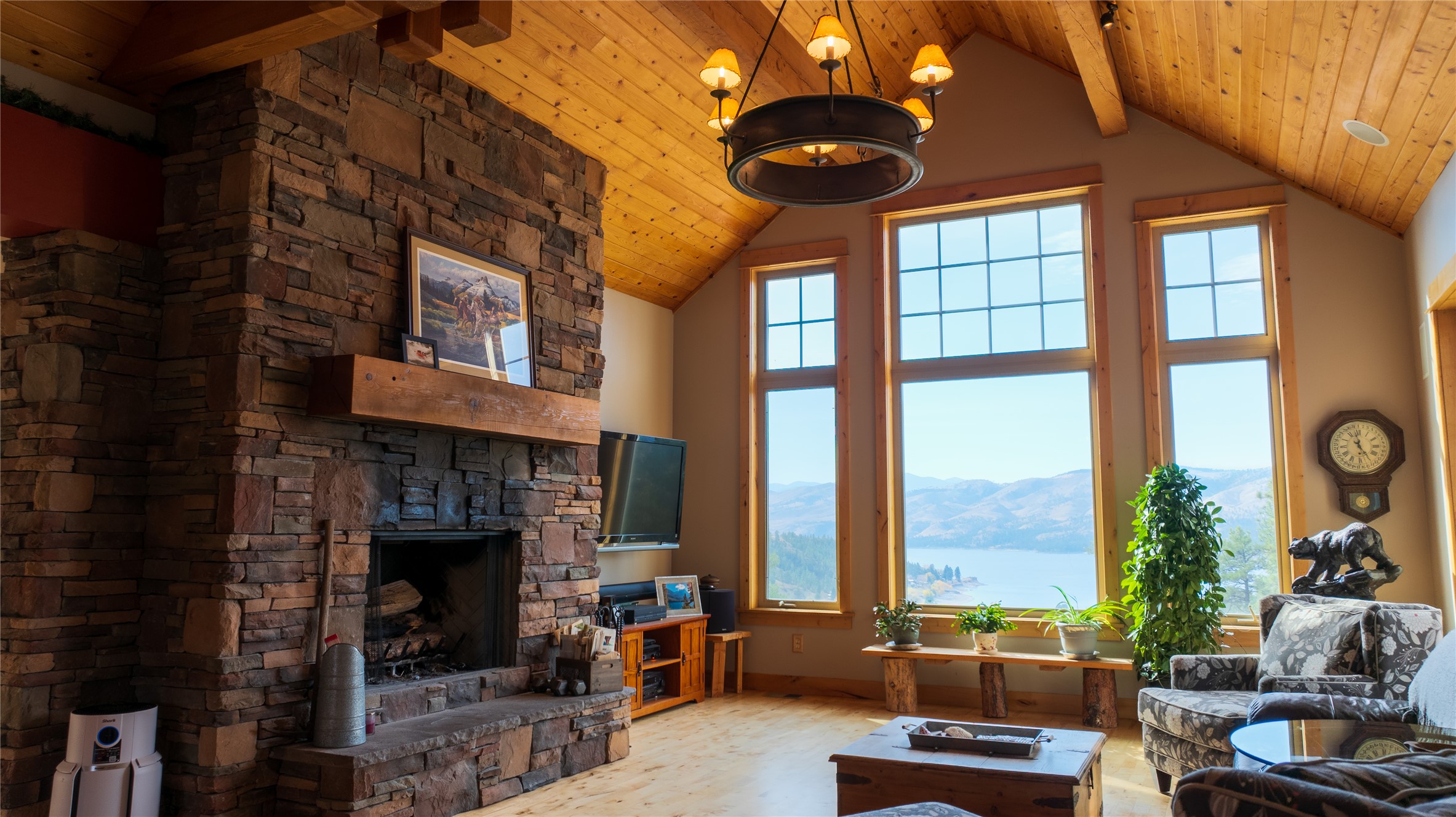 4025 Sunset Ridge Drive Property Photo 23