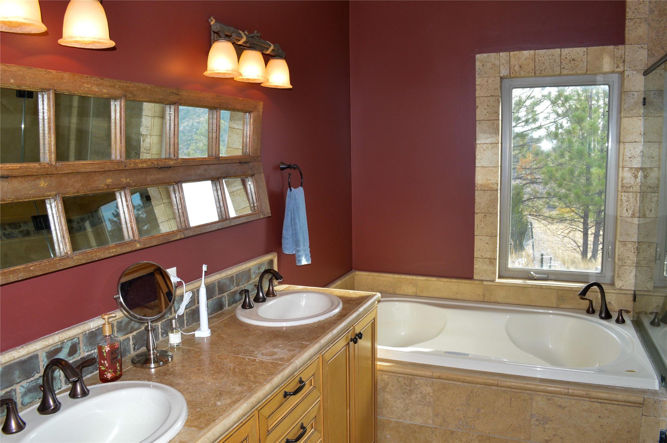 4025 Sunset Ridge Drive Property Photo 28