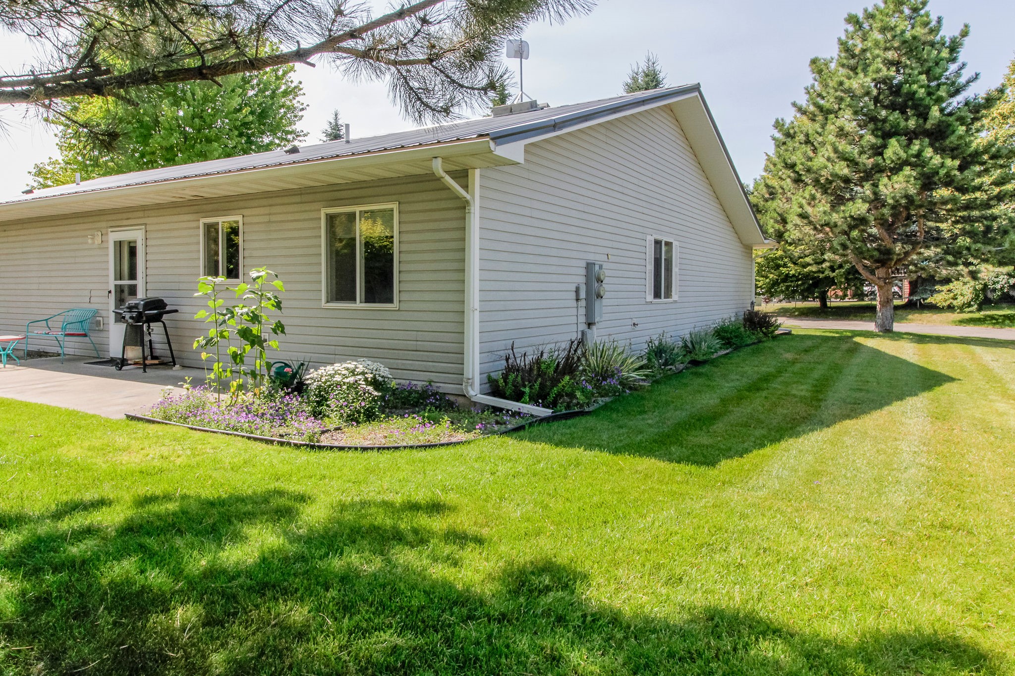 11 Iris Court Property Photo 3