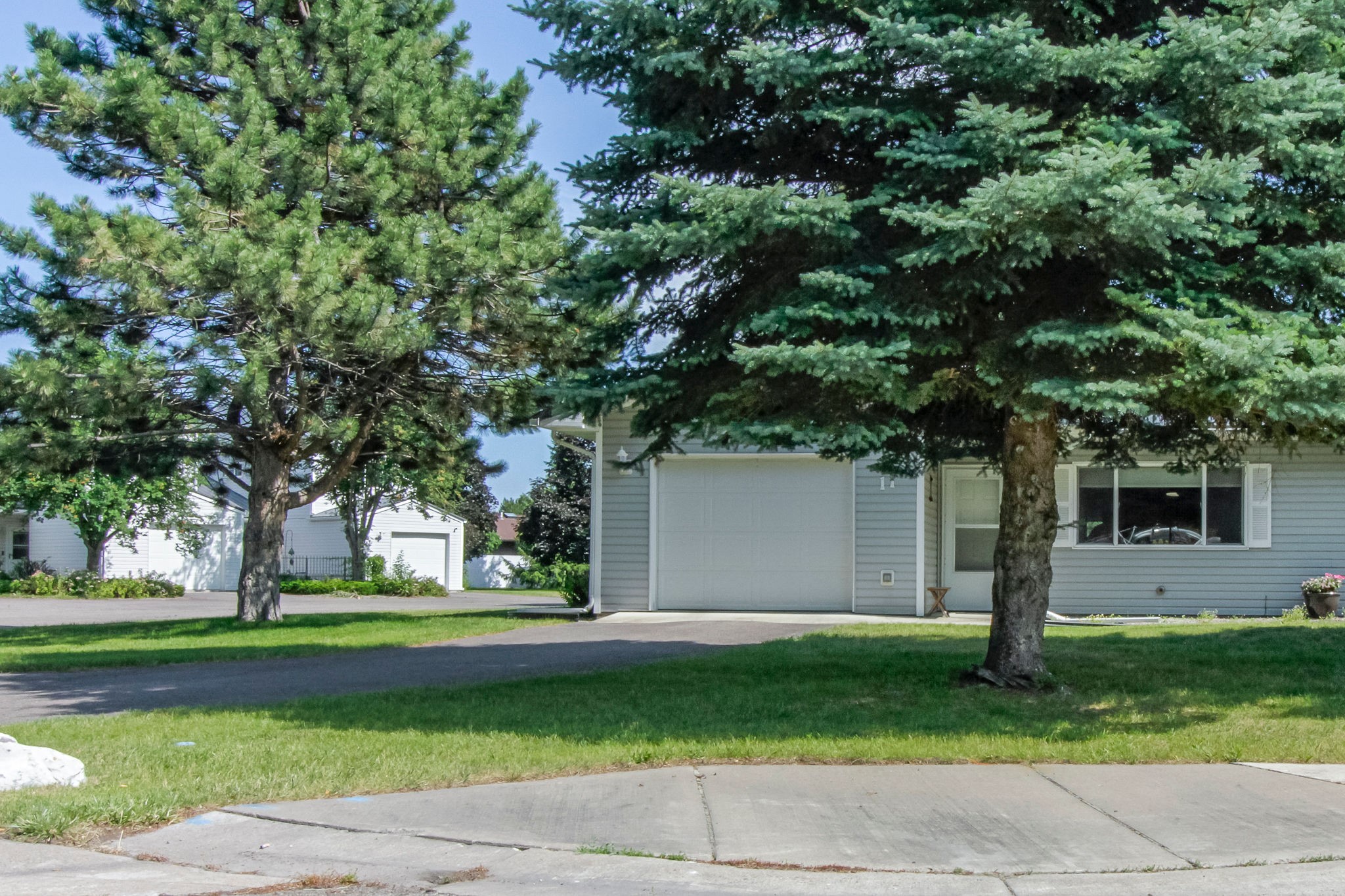 11 Iris Court Property Photo 6