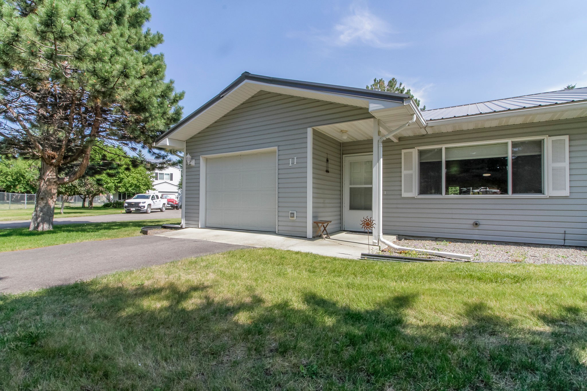 11 Iris Court Property Photo 8