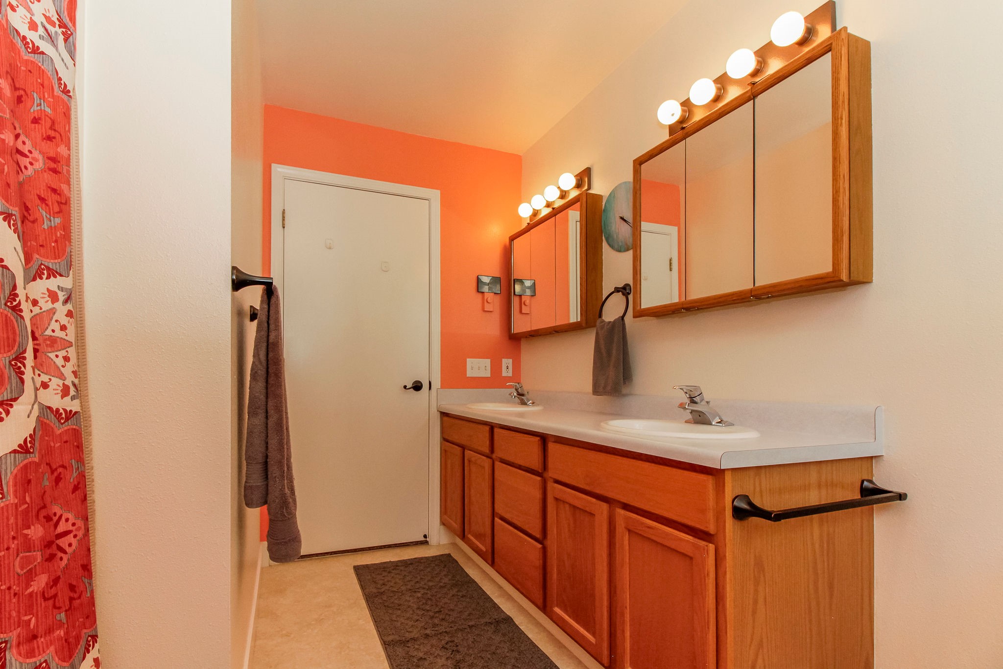11 Iris Court Property Photo 16