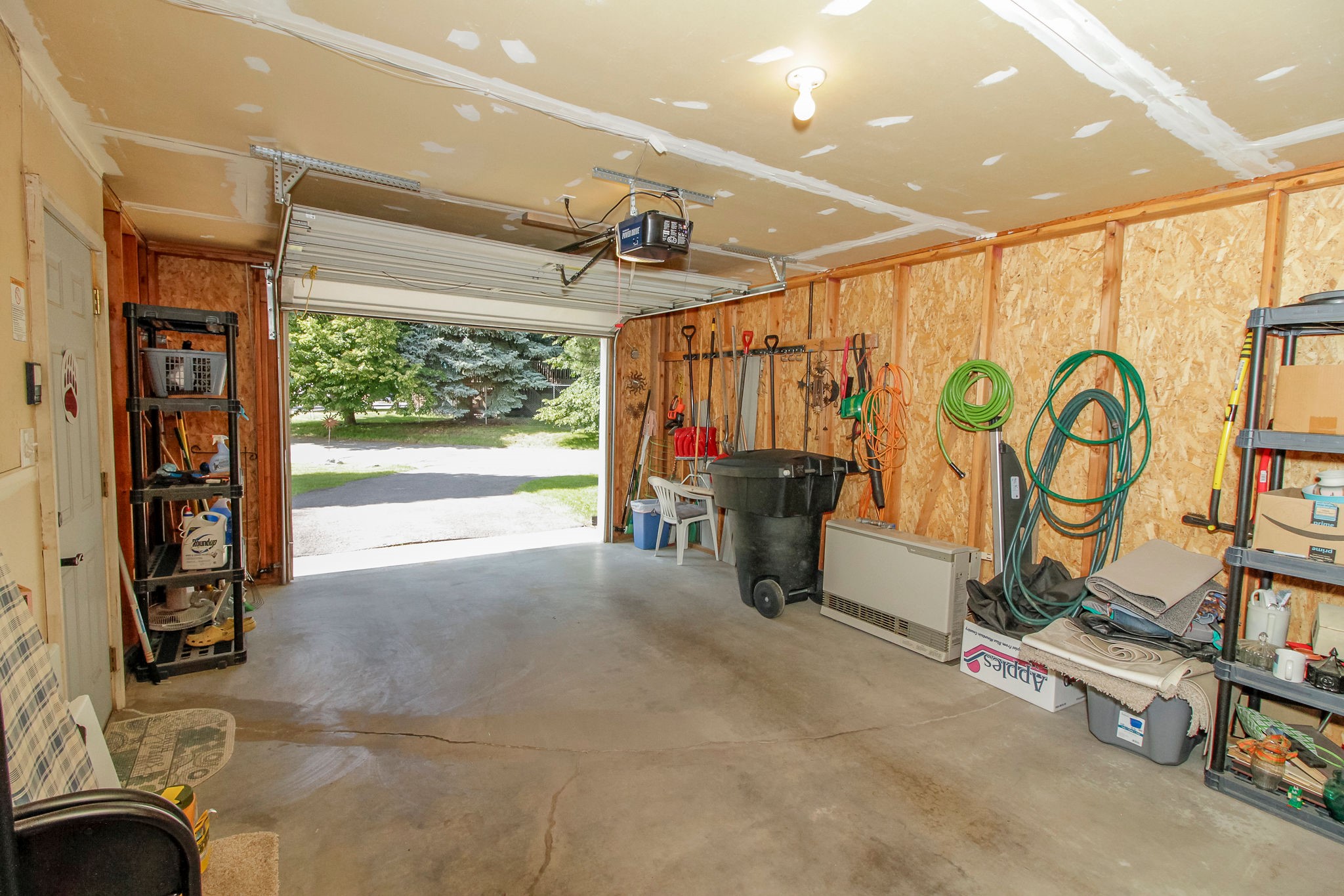 11 Iris Court Property Photo 28
