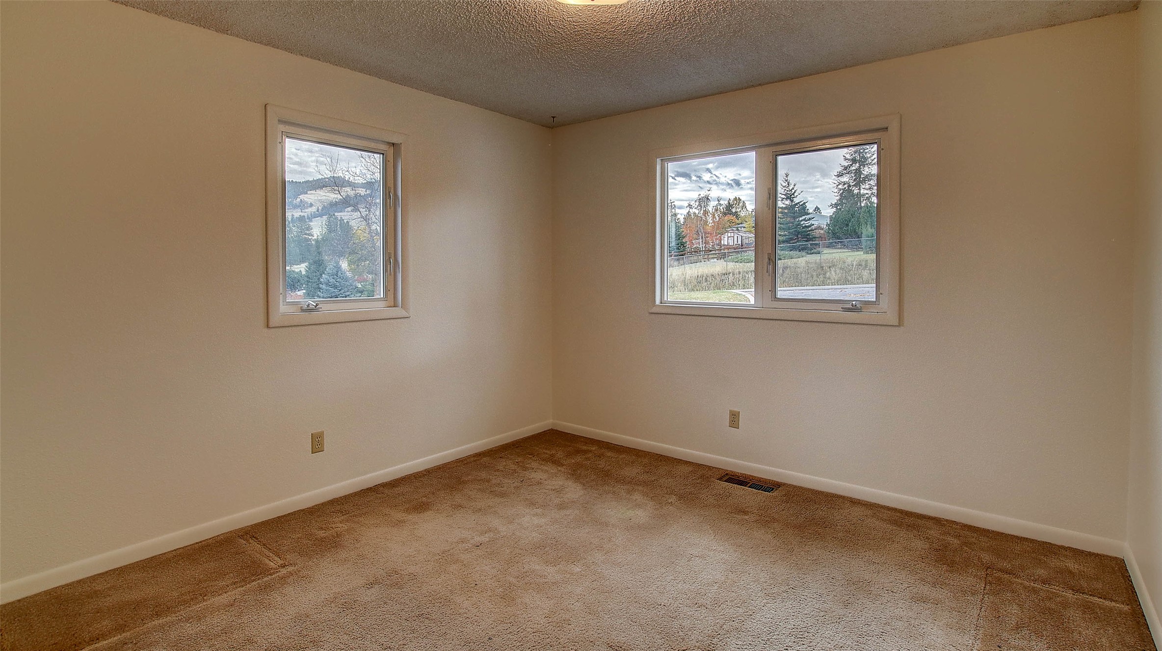 3450 Ravenwood Lane Property Photo 16