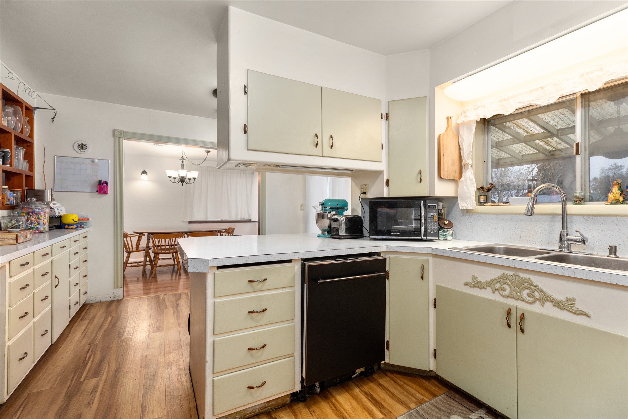 527 Cleveland Street Sw Property Photo