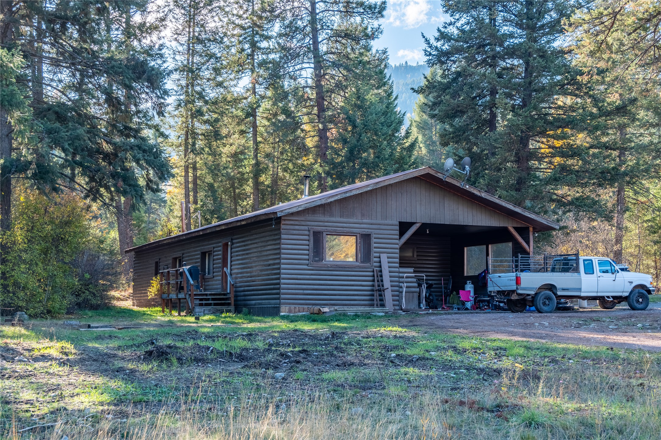 28140 Us Hwy 2 Property Photo 1