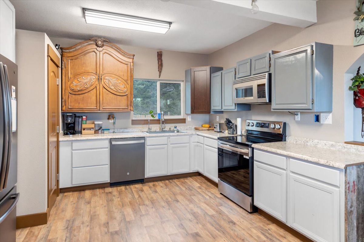 201 Narrow Way Property Photo 5