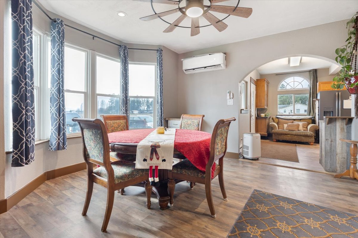 201 Narrow Way Property Photo 9