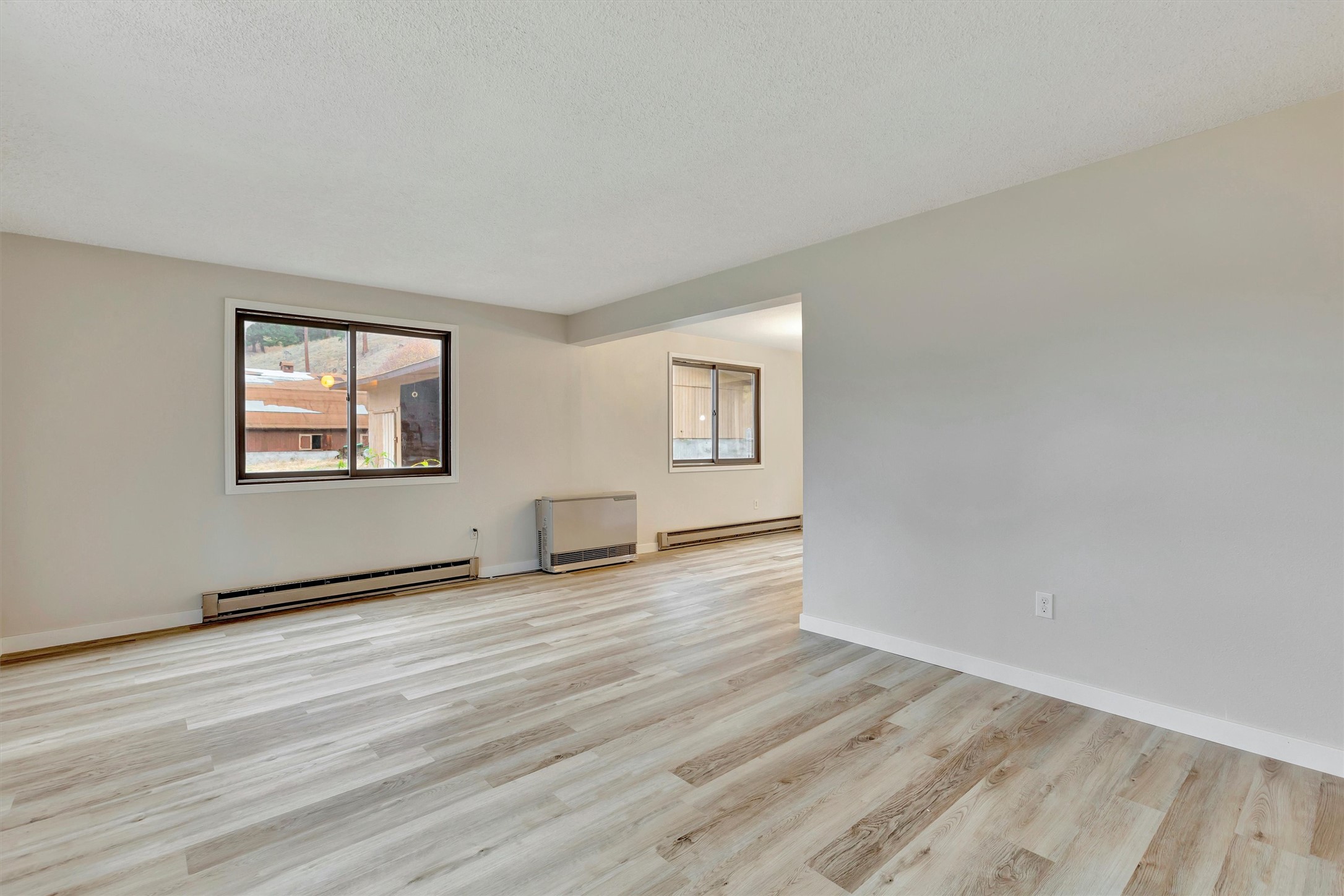 20622 Us Highway 10 E Property Photo 13