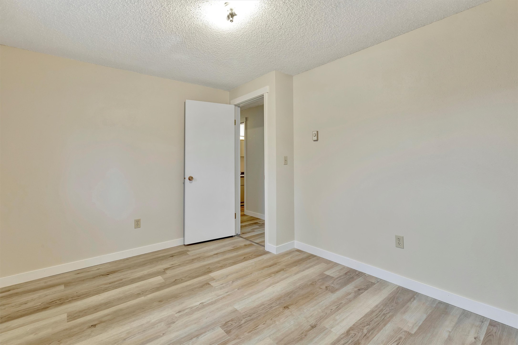 20622 Us Highway 10 E Property Photo 16
