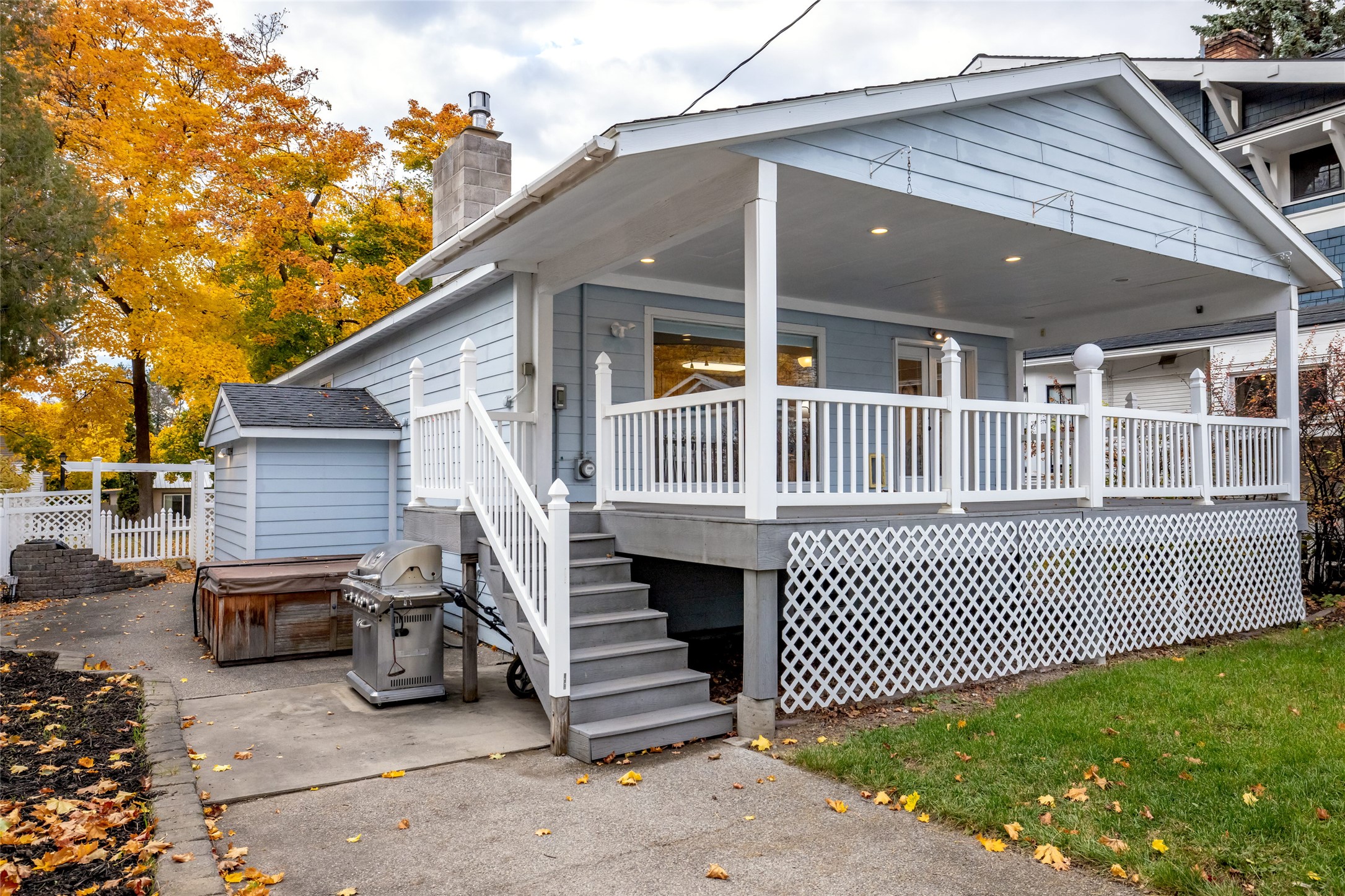 411 3rd Avenue E Property Photo 1