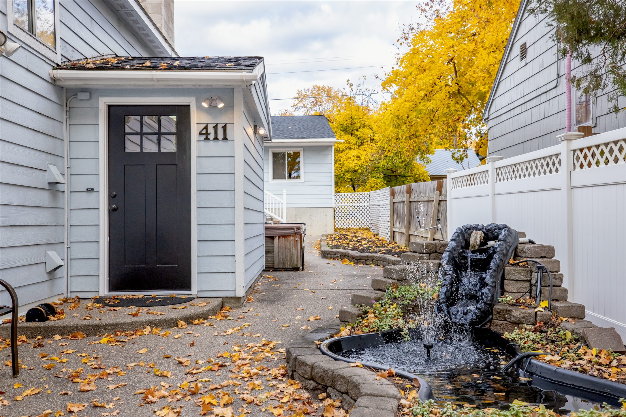 411 3rd Avenue E Property Photo 8