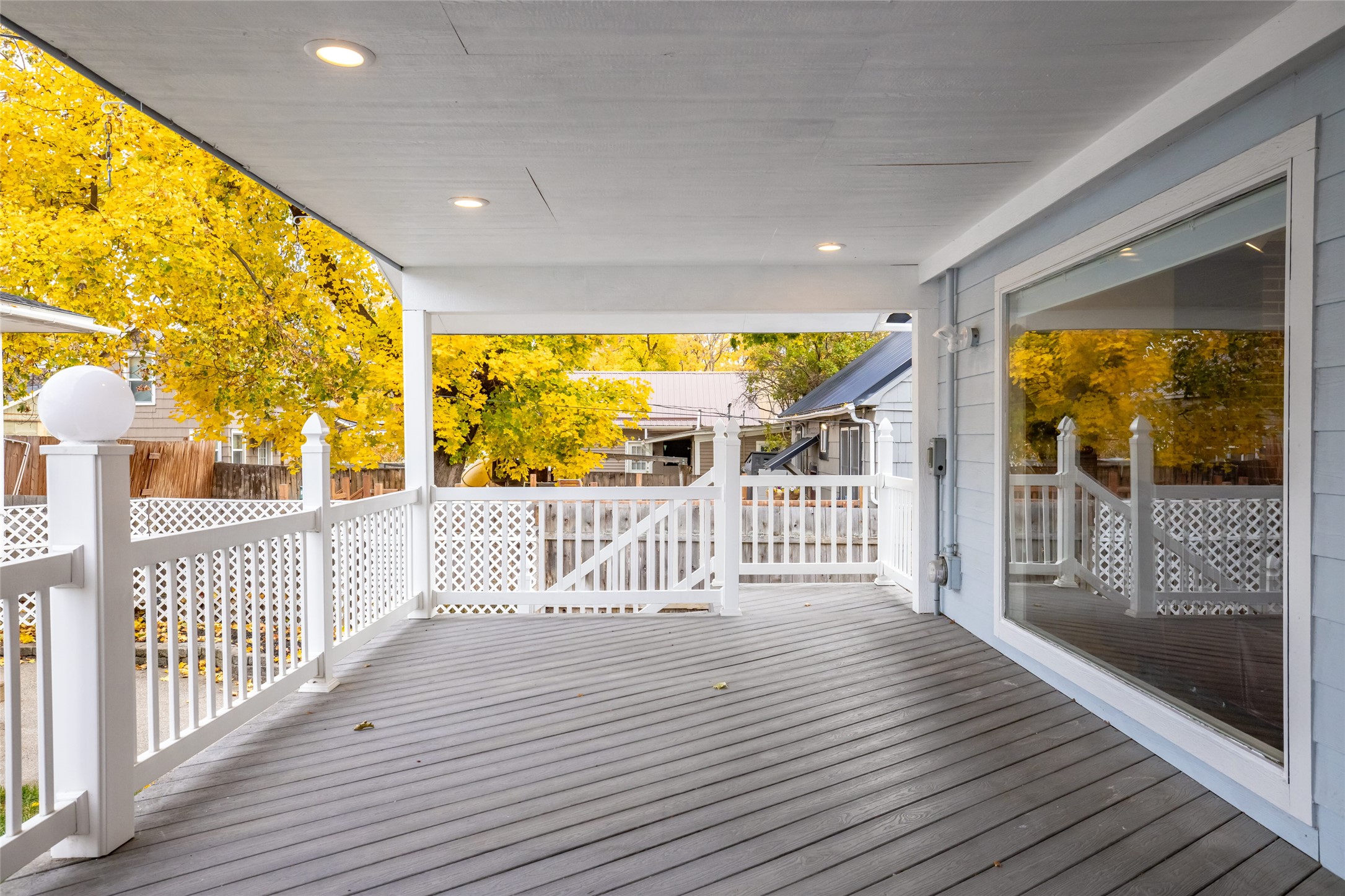 411 3rd Avenue E Property Photo 18