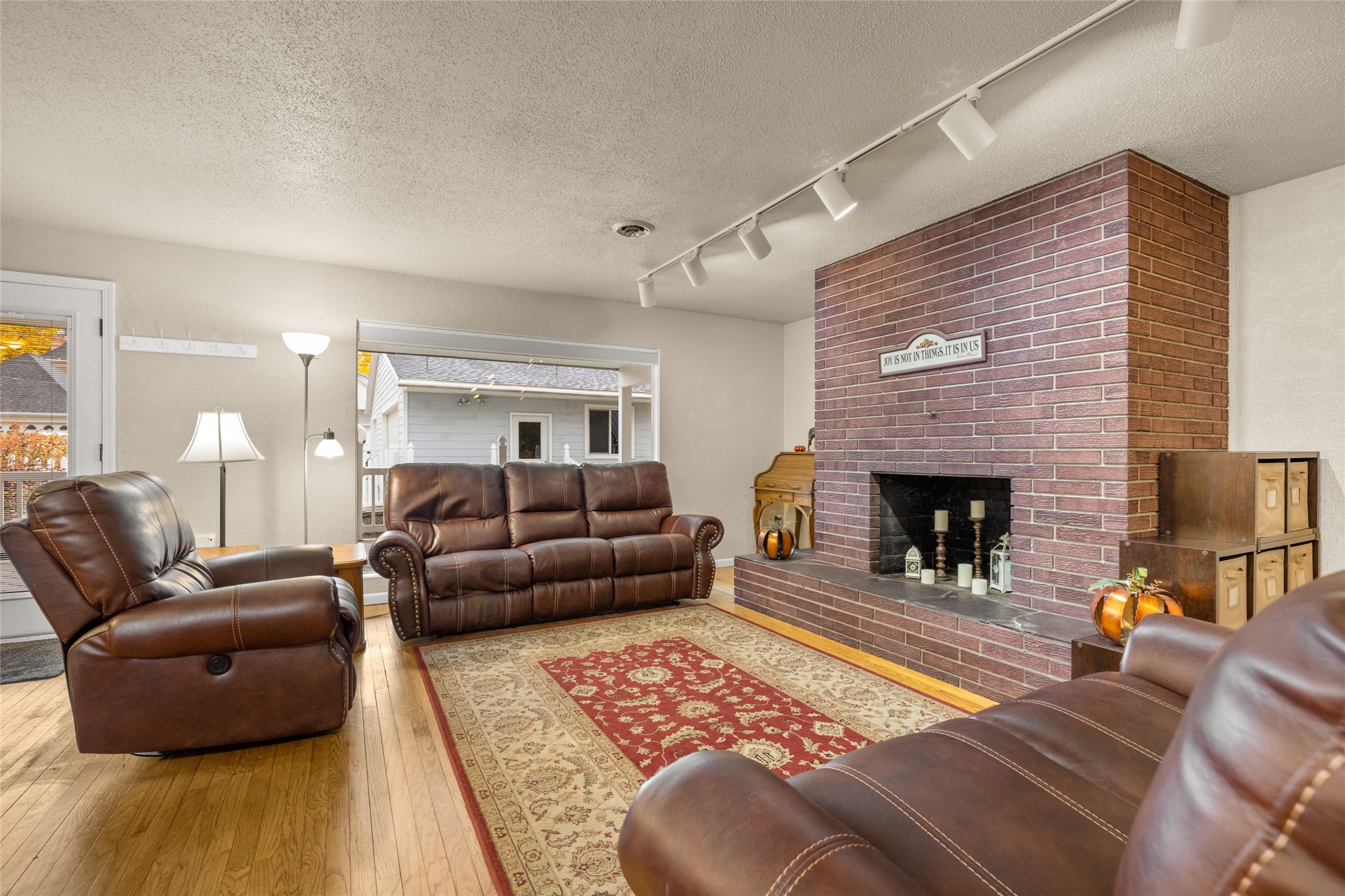411 3rd Avenue E Property Photo 23