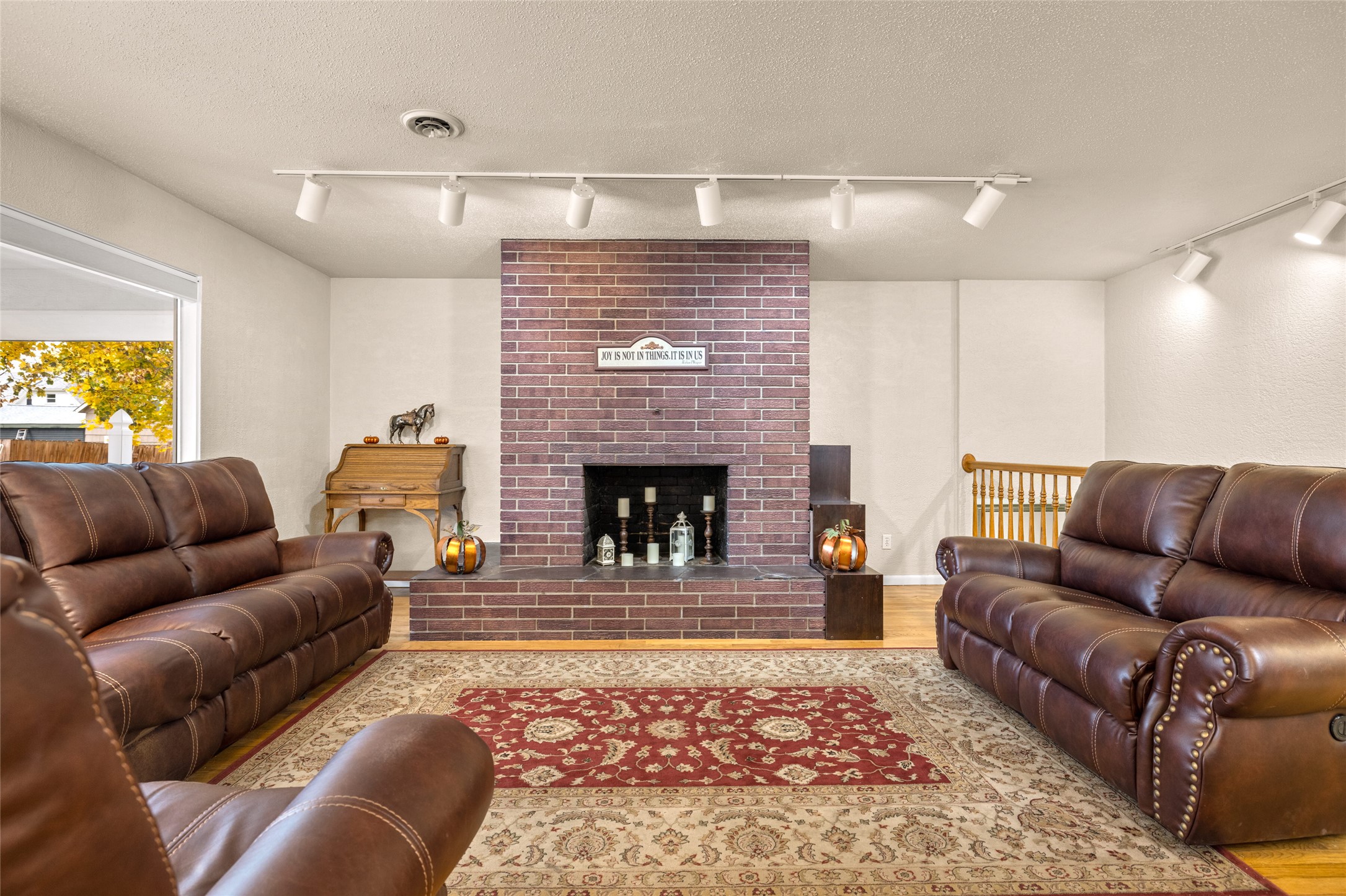 411 3rd Avenue E Property Photo 25