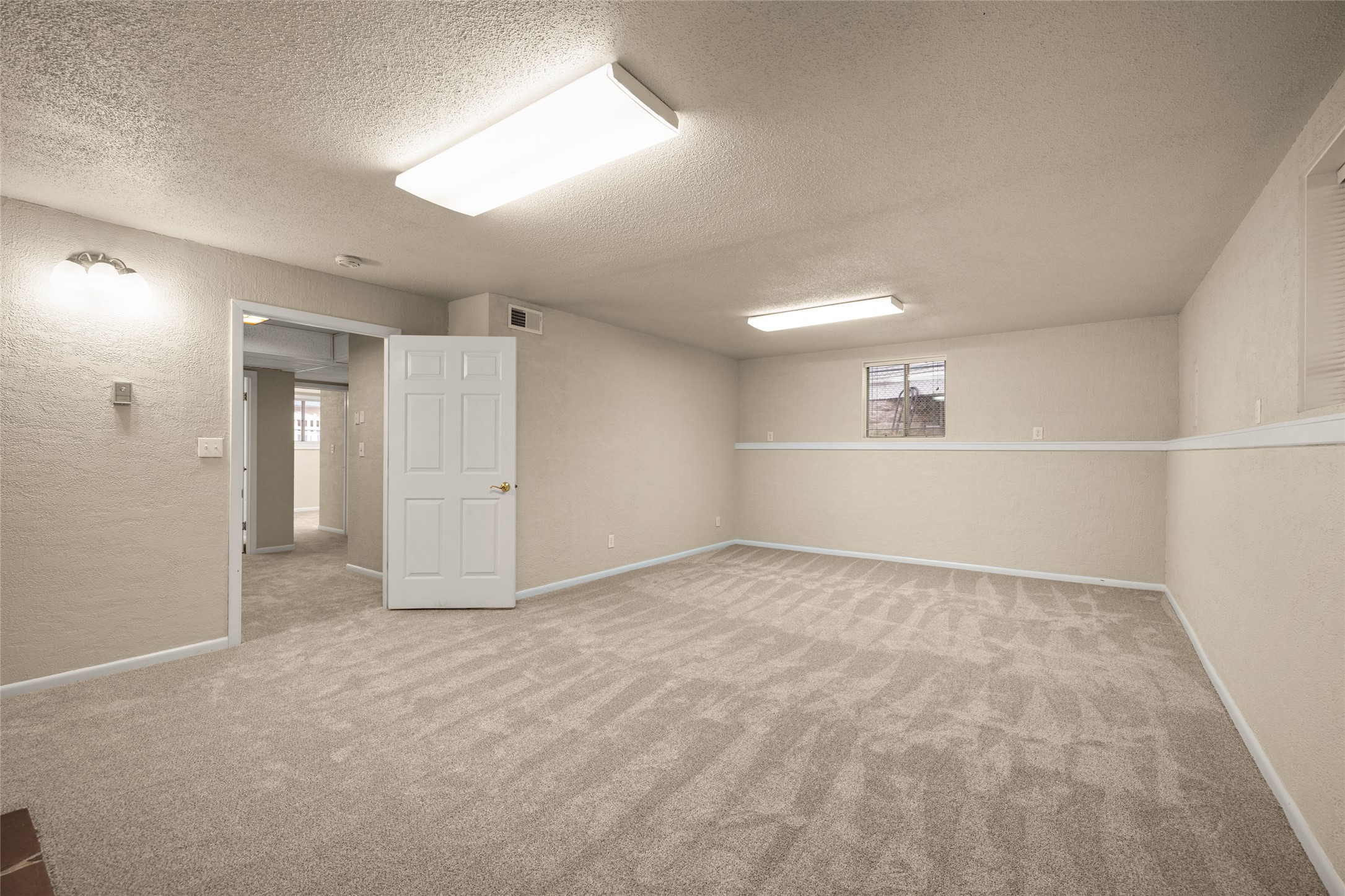 411 3rd Avenue E Property Photo 46