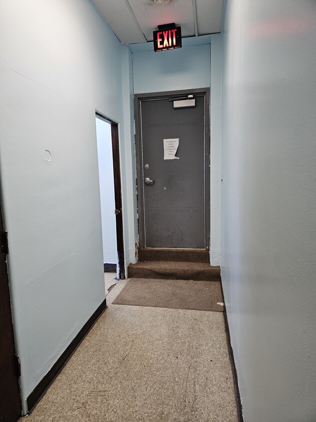 18 4th Street N Property Photo 14