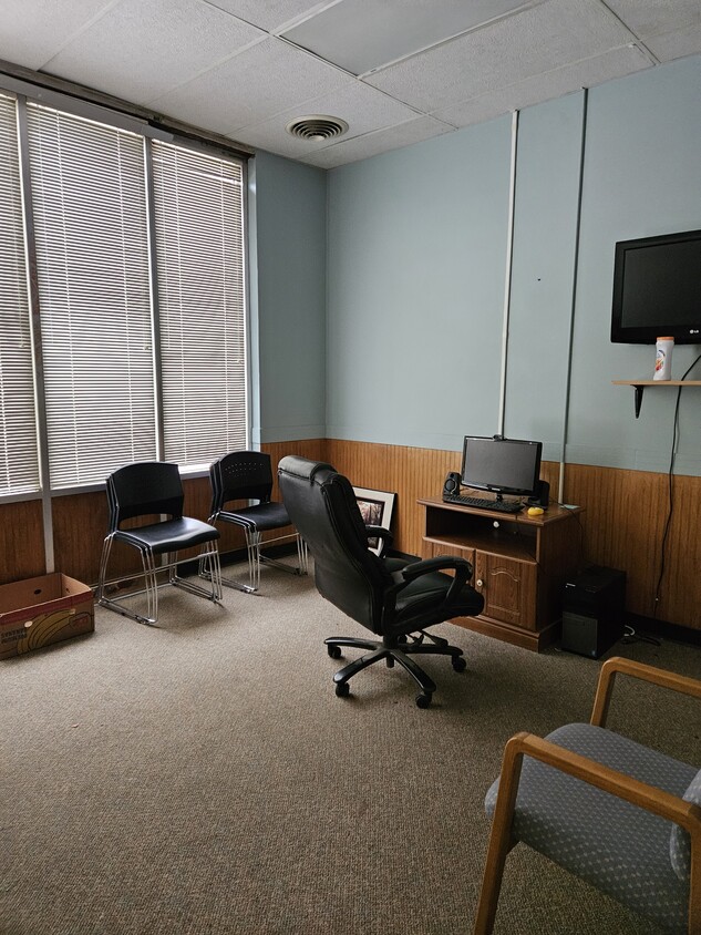 18 4th Street N Property Photo 15