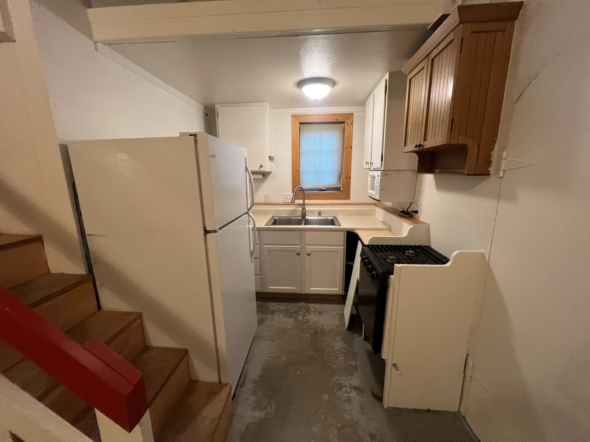 9330 Us Highway 2 W Property Photo 27