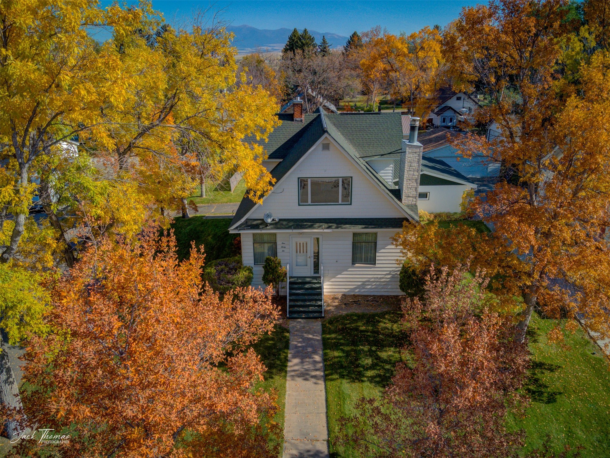 132 N Walnut Street Property Photo