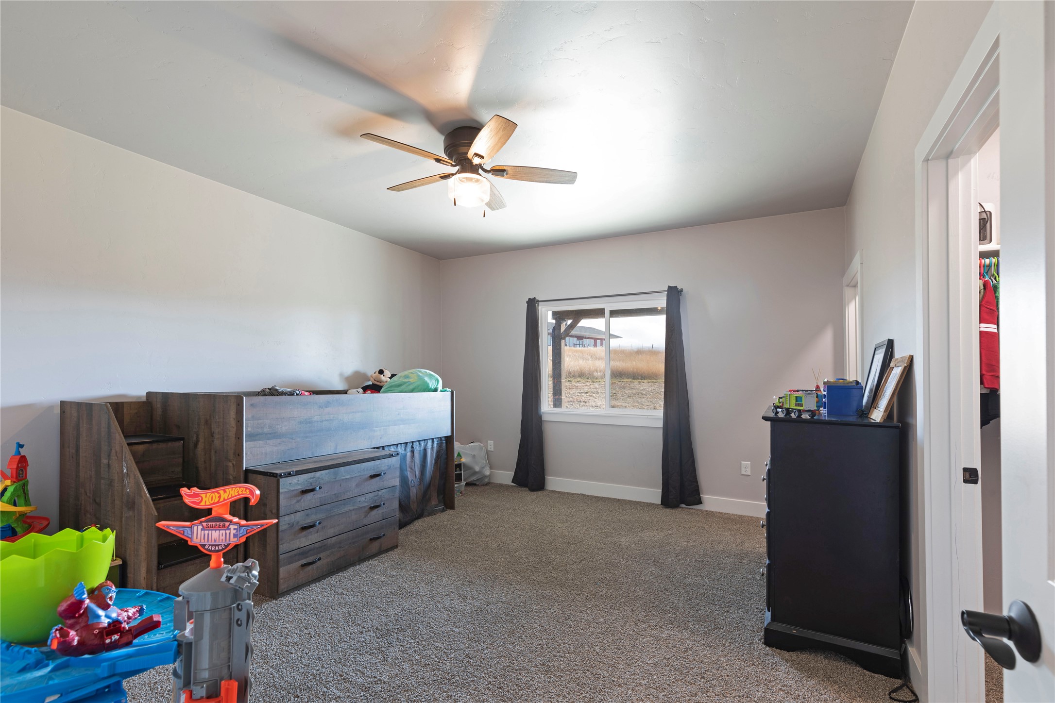 850 Lecoure Lane Property Photo 23