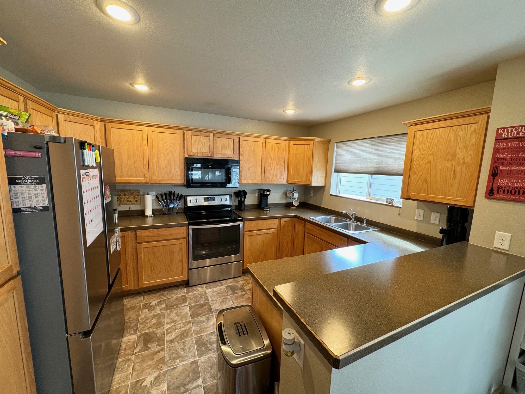 2809 Stacia Avenue Property Photo 5