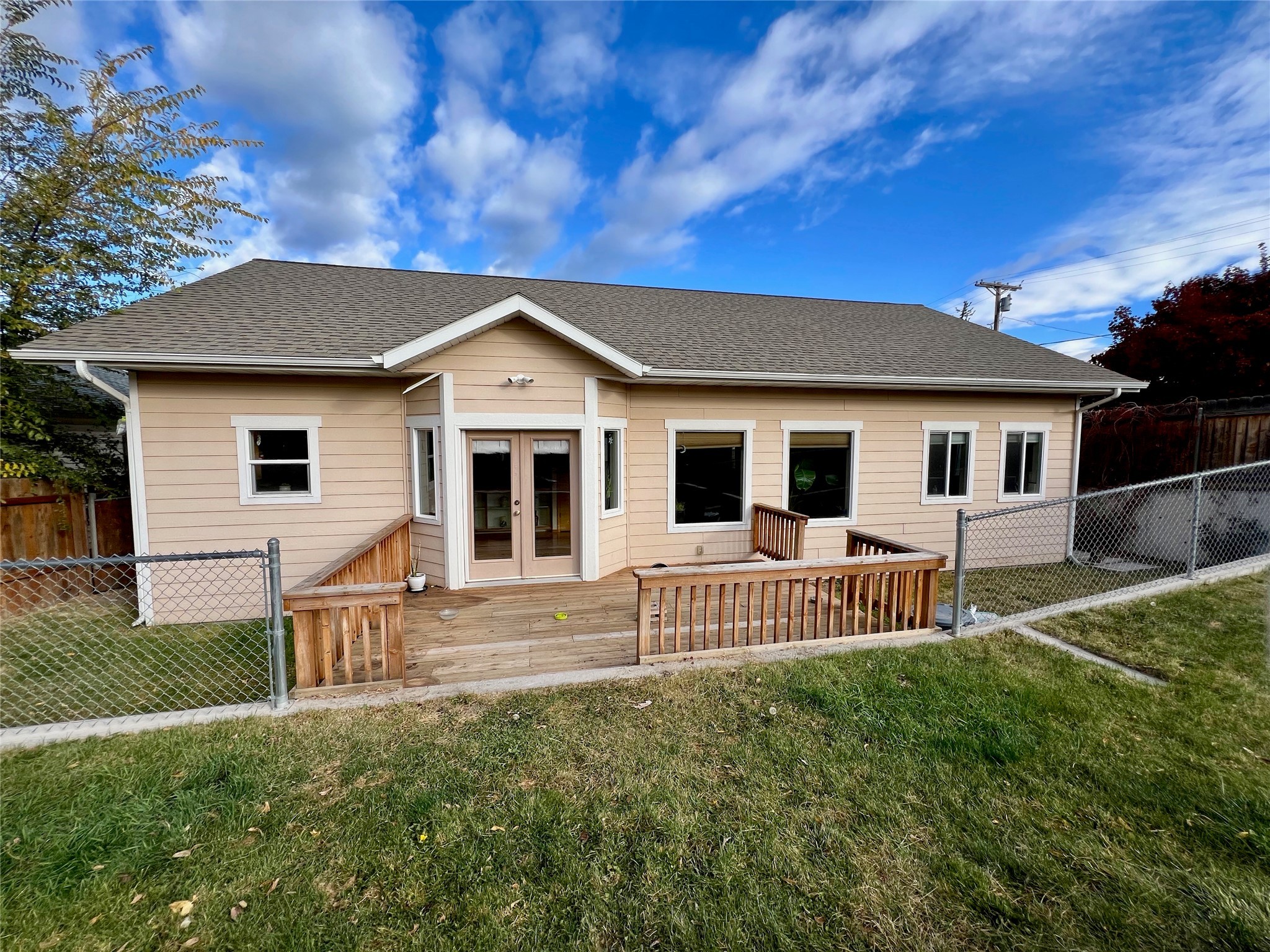2 Weber Avenue Property Photo 3