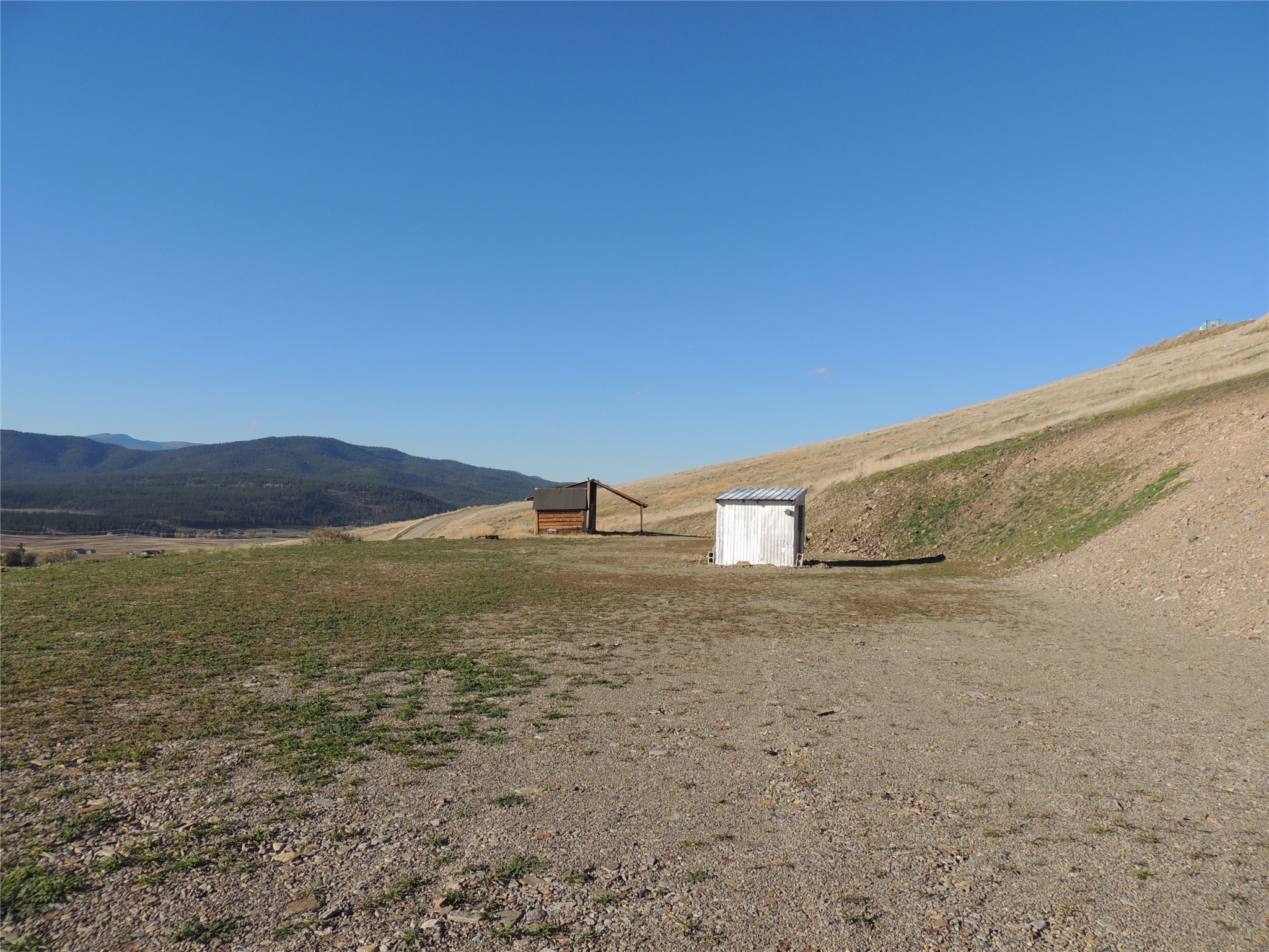 24 Valley Vista Heights Drive Property Photo 2