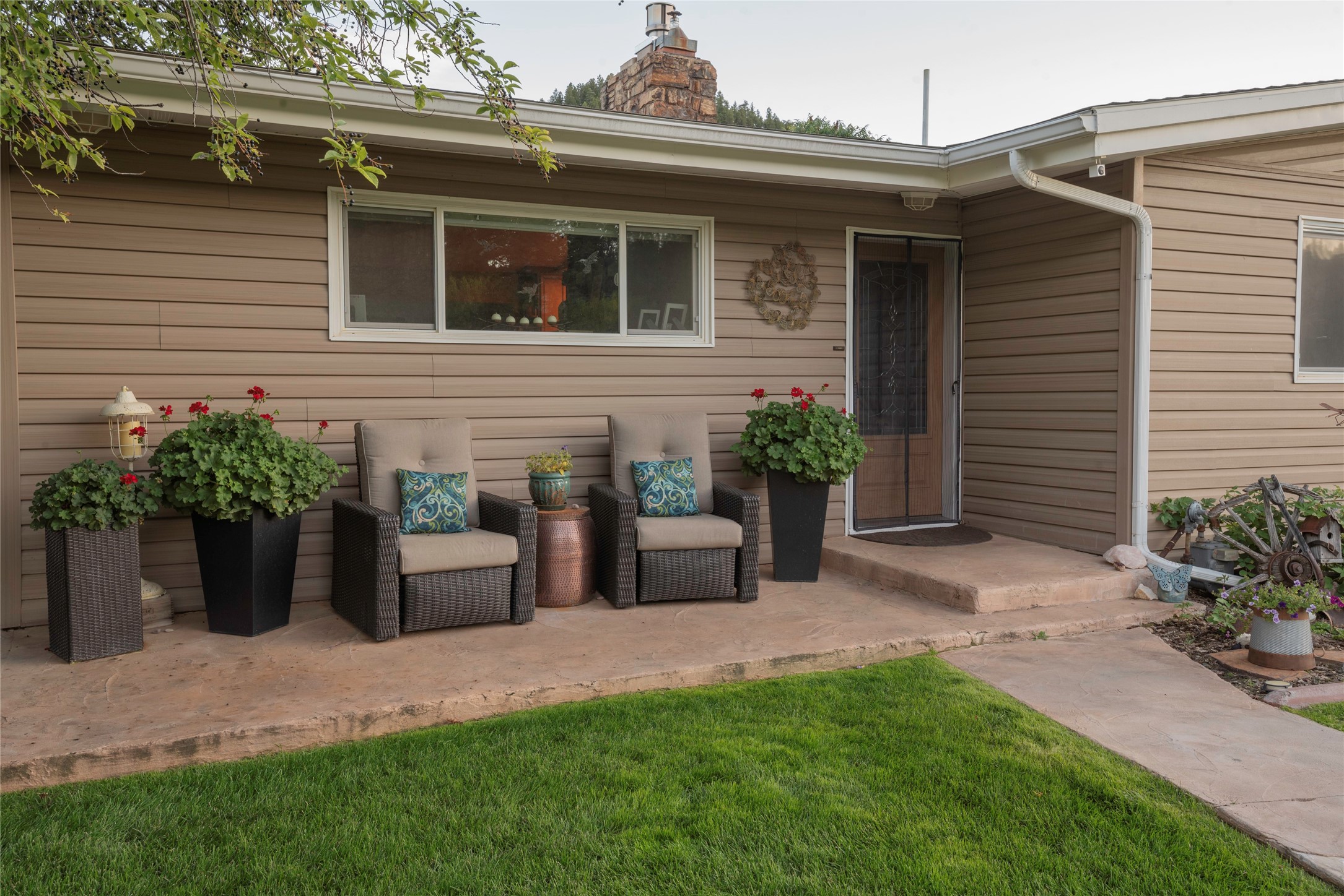 10 Halford Road Property Photo 2