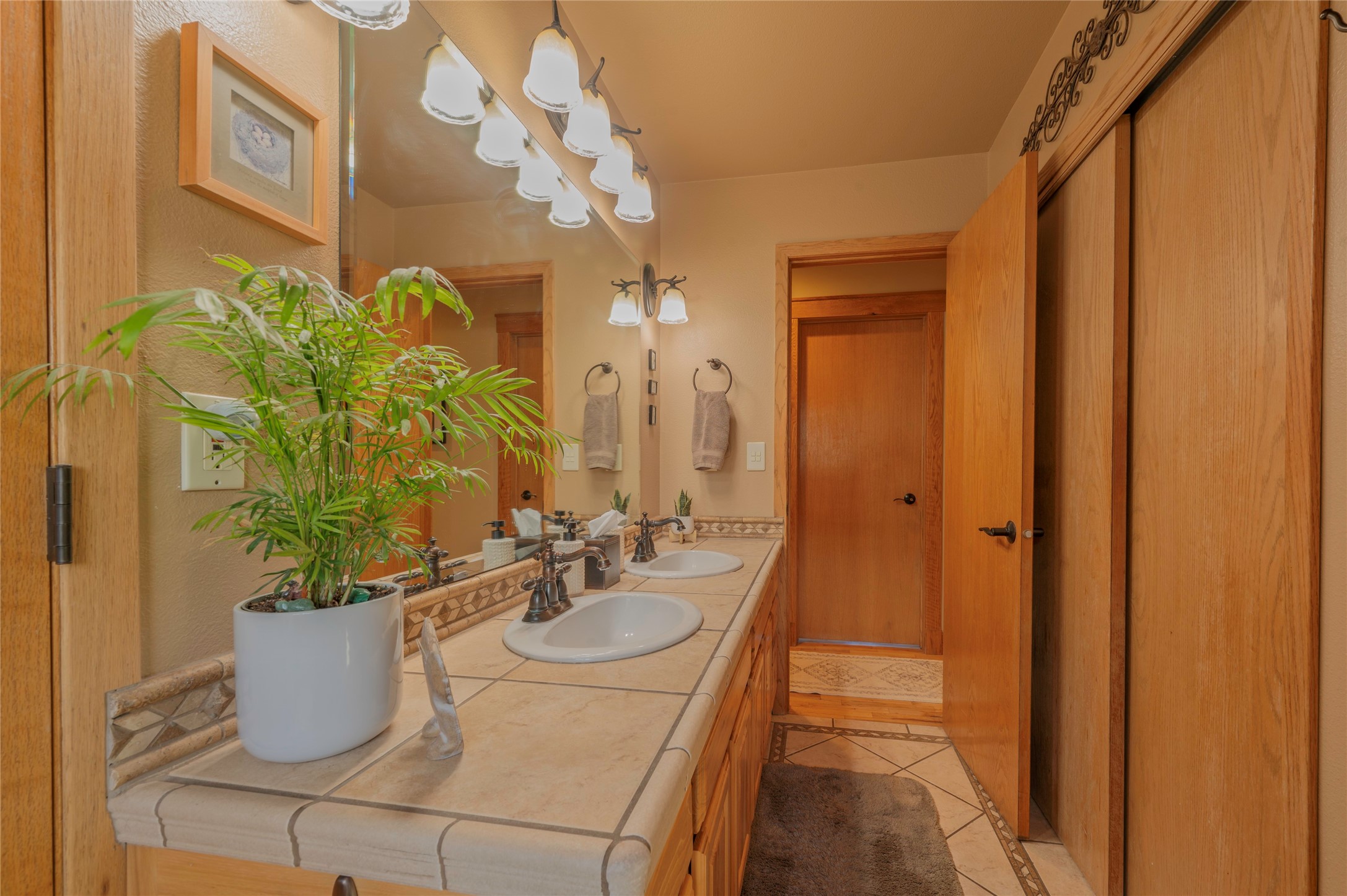 10 Halford Road Property Photo 23