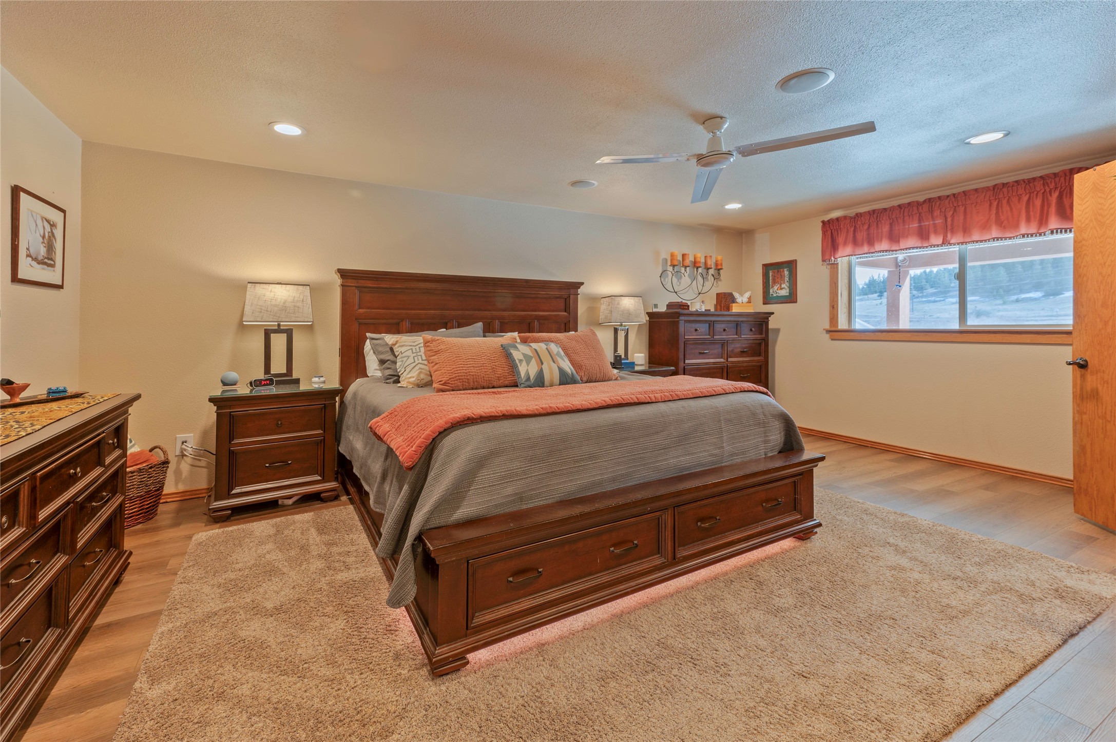 10 Halford Road Property Photo 32