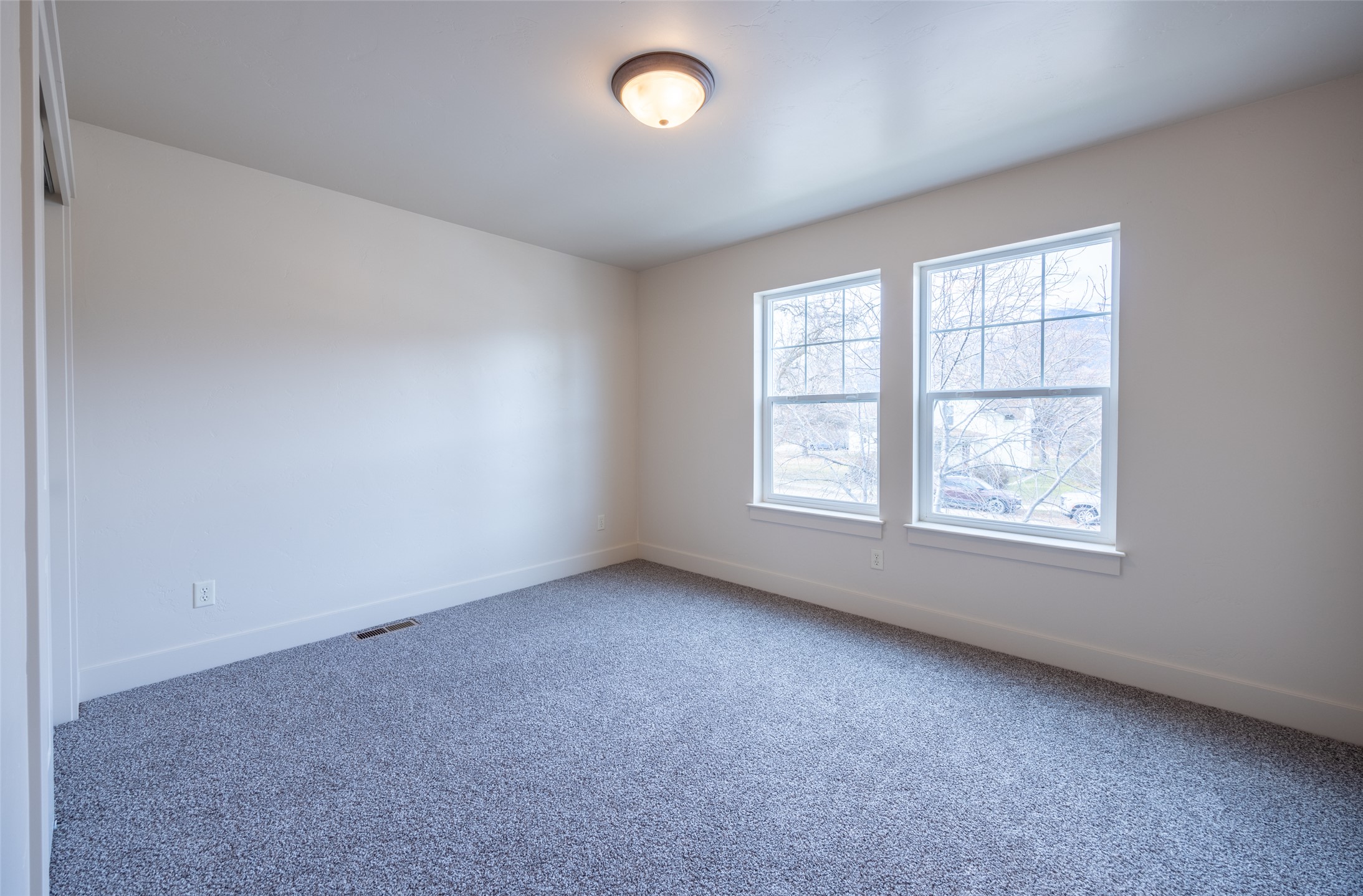 216 S 8th Street Property Photo 23