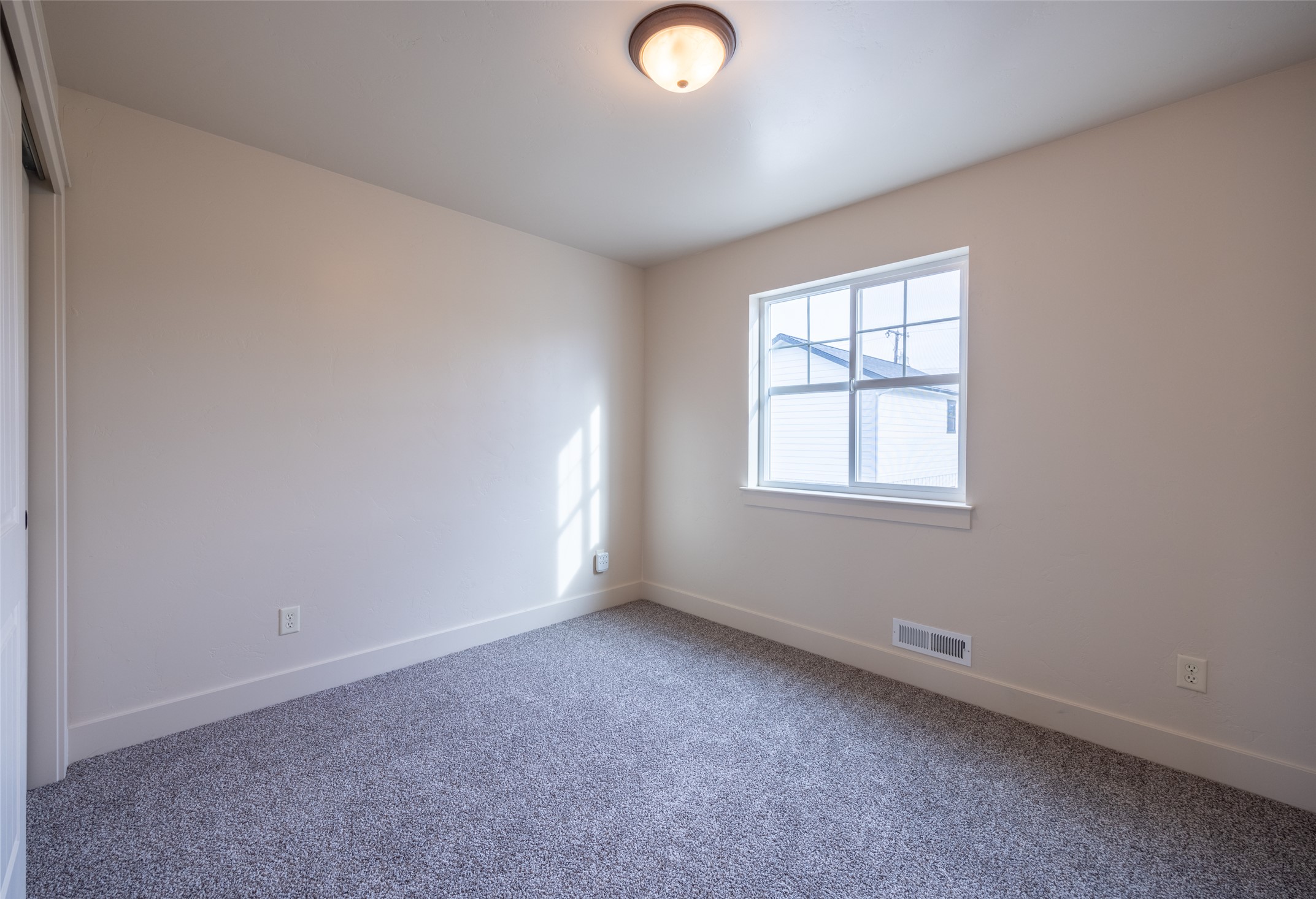 216 S 8th Street Property Photo 26