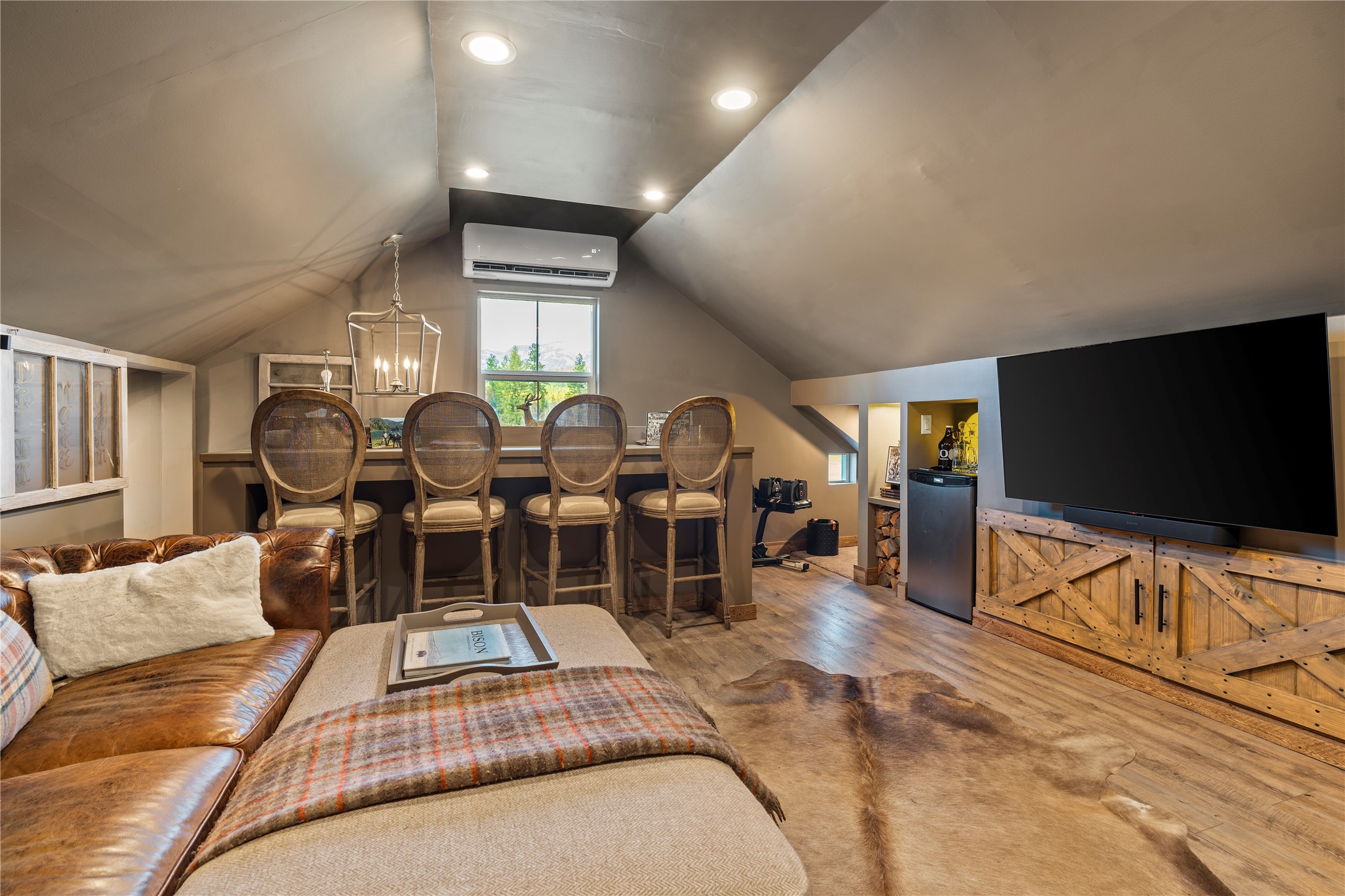 736 Cottonwood Court Property Photo 48