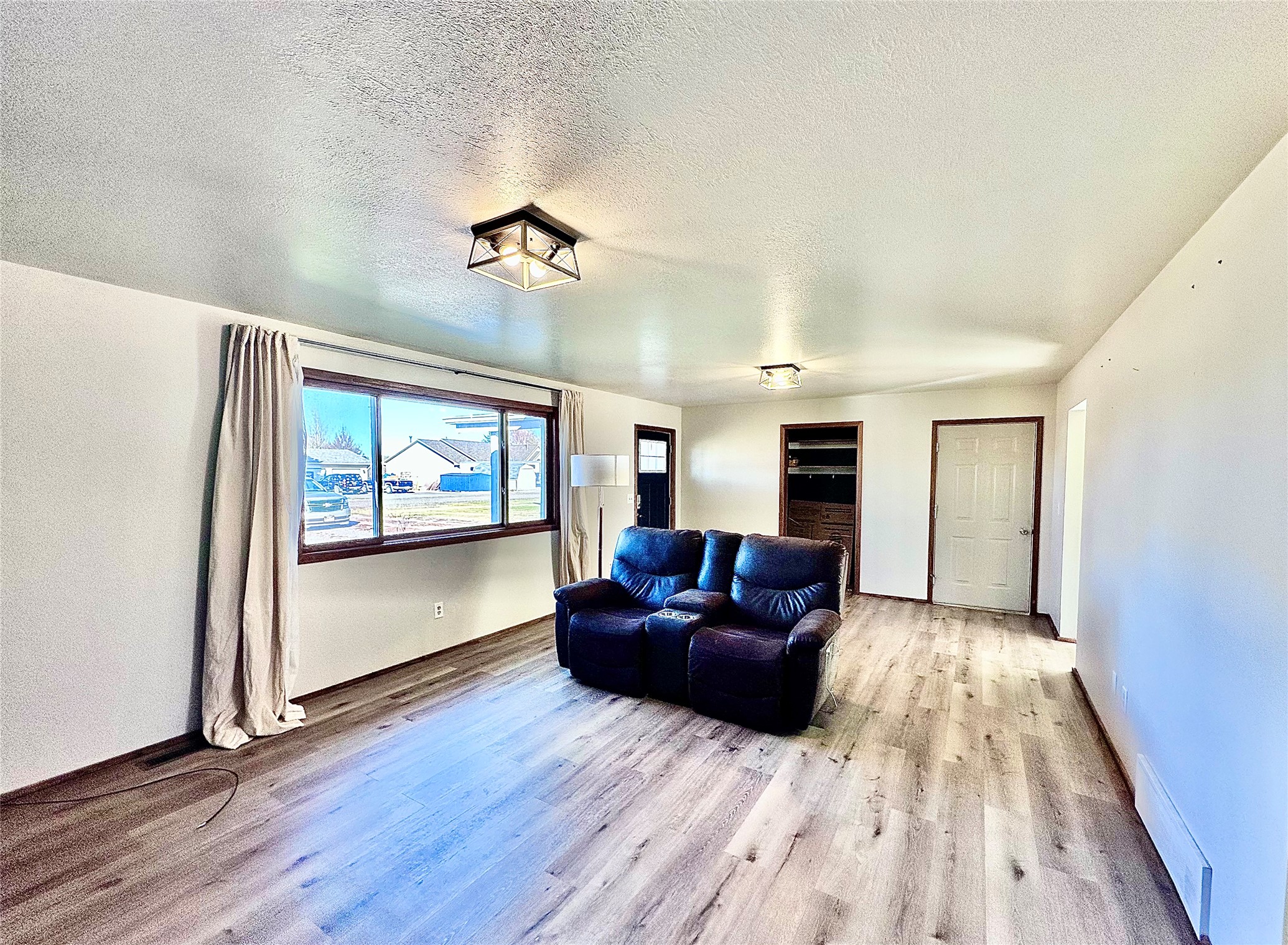355 Buffalo Drive Property Photo 4