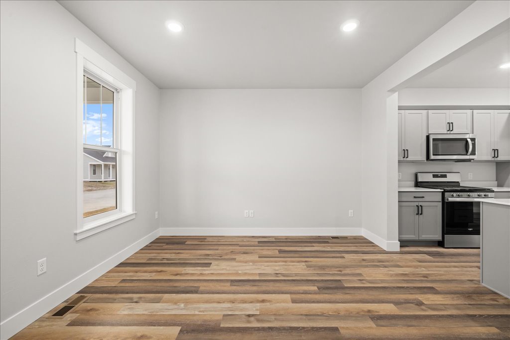 2830 Berwin Street Property Photo 8