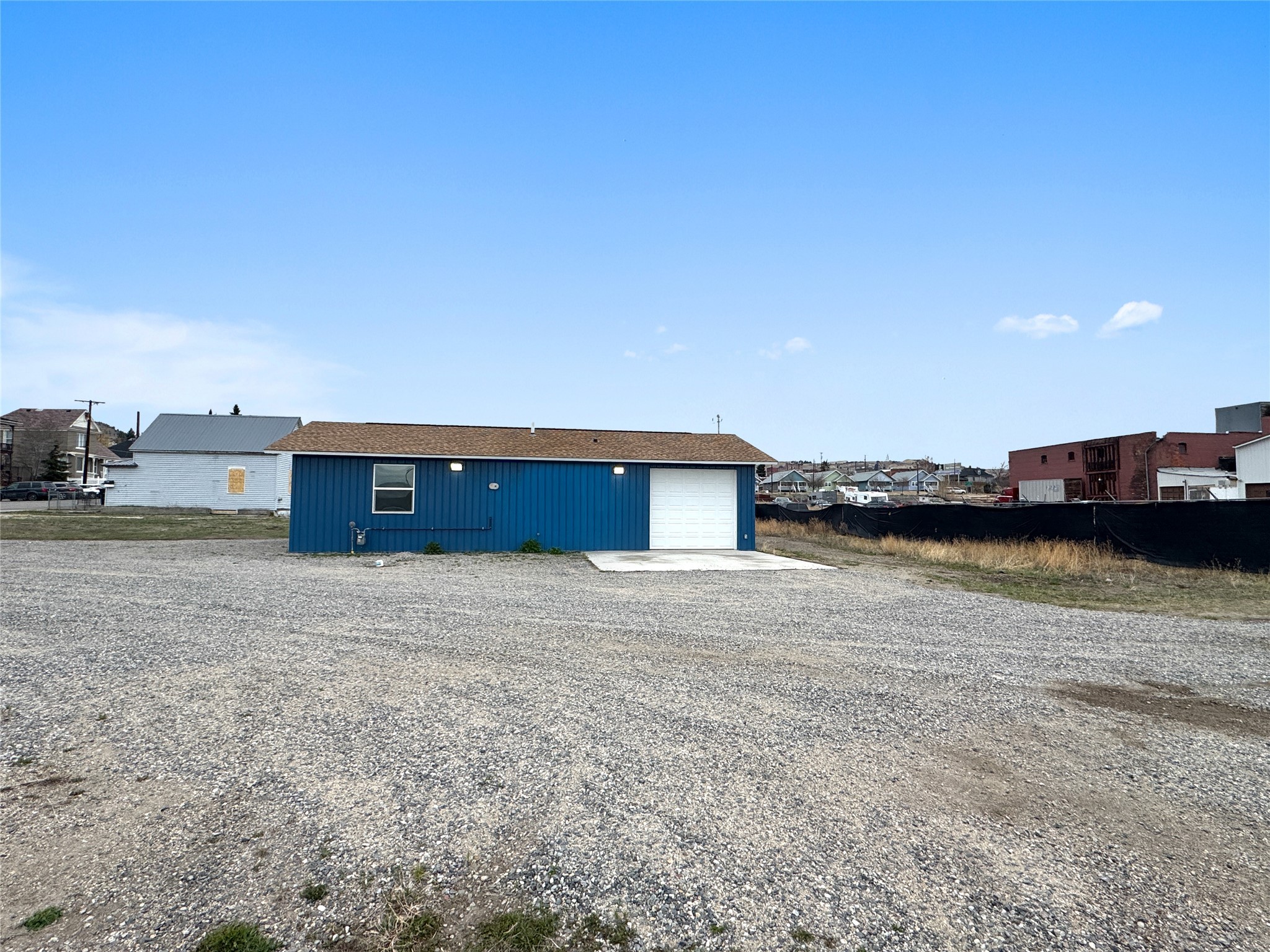 900 S Washington Street Property Photo 2