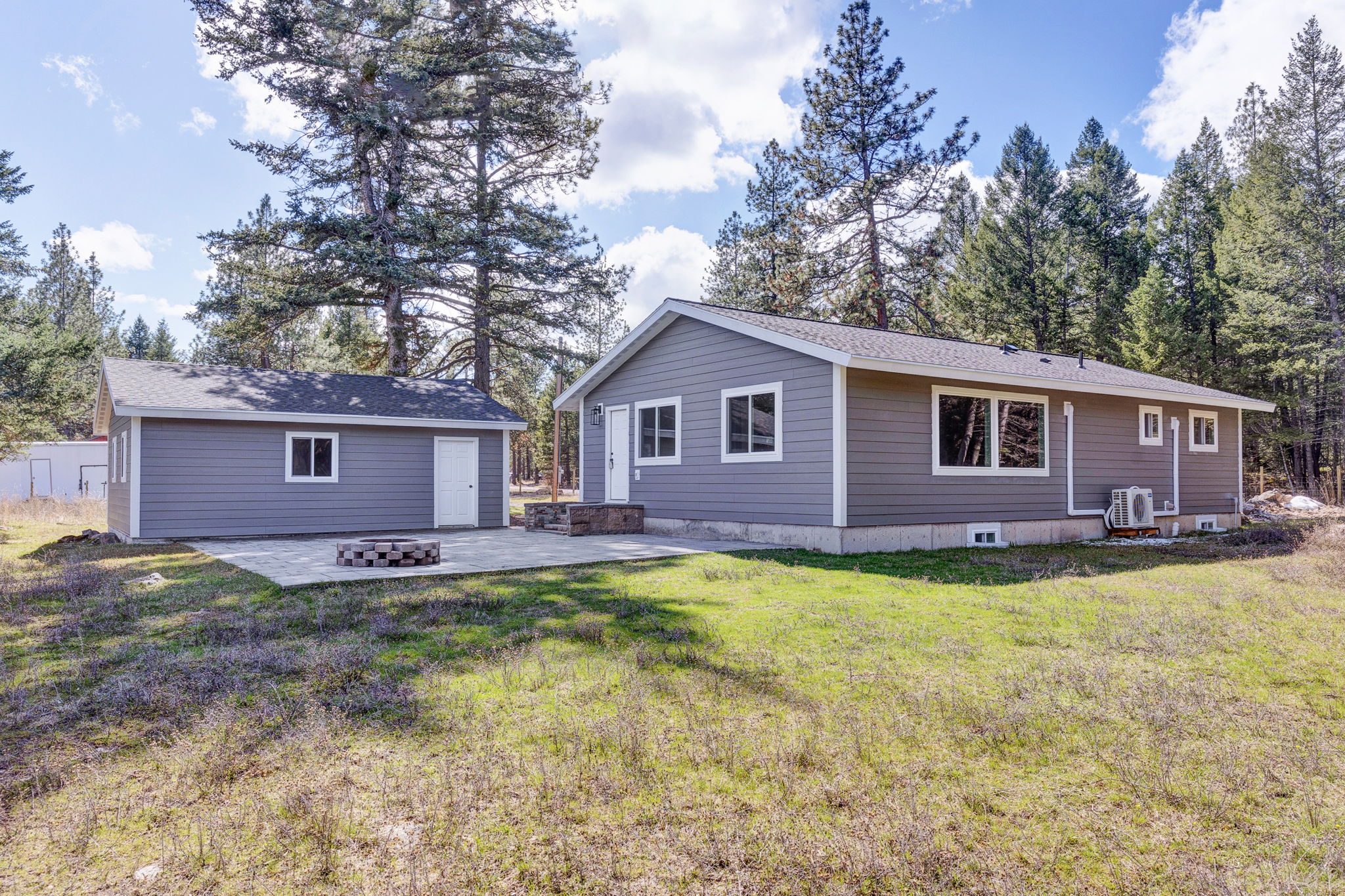 5975 Candlewick Lane Property Photo 9