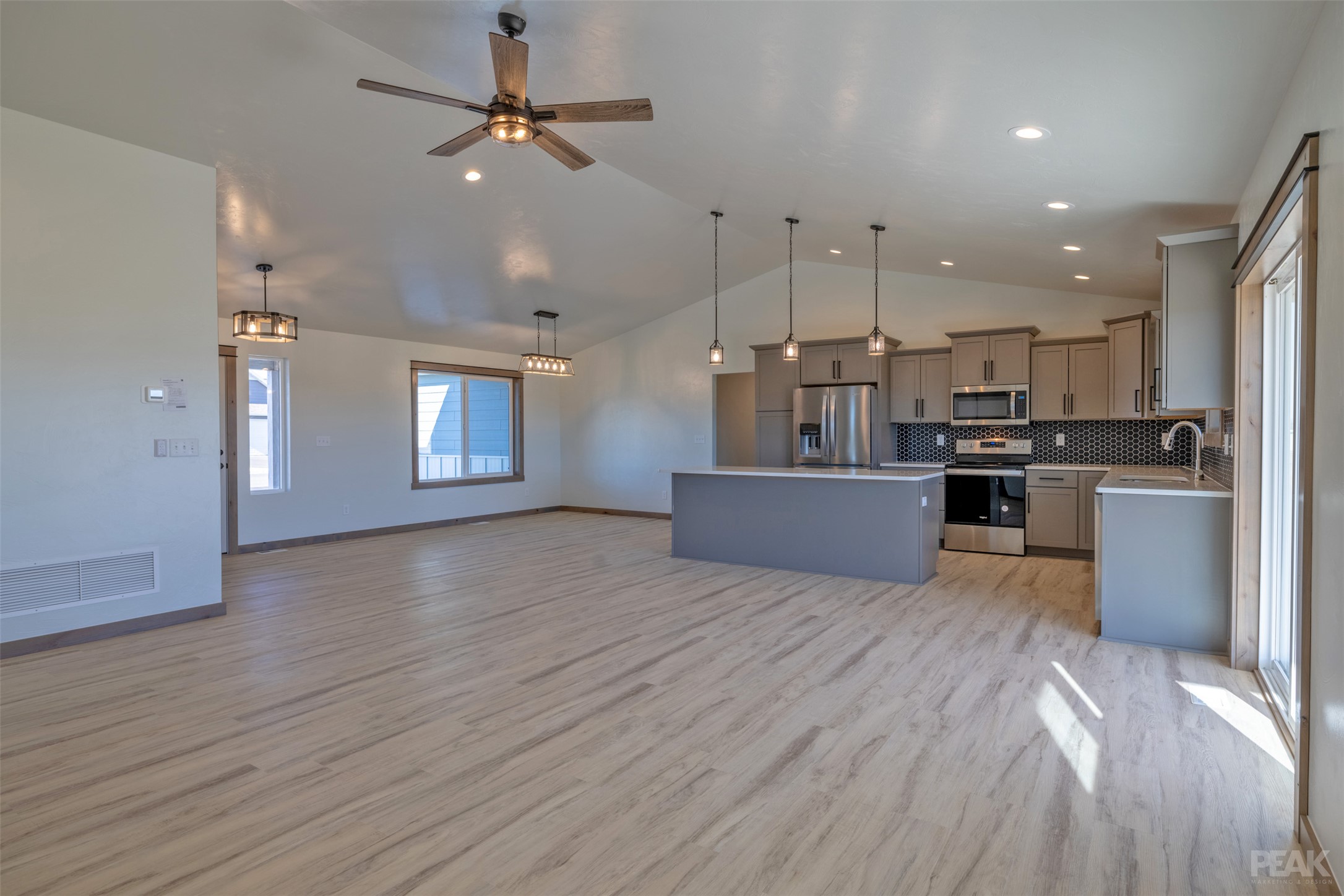 3861 Musselshell Road Property Photo 6