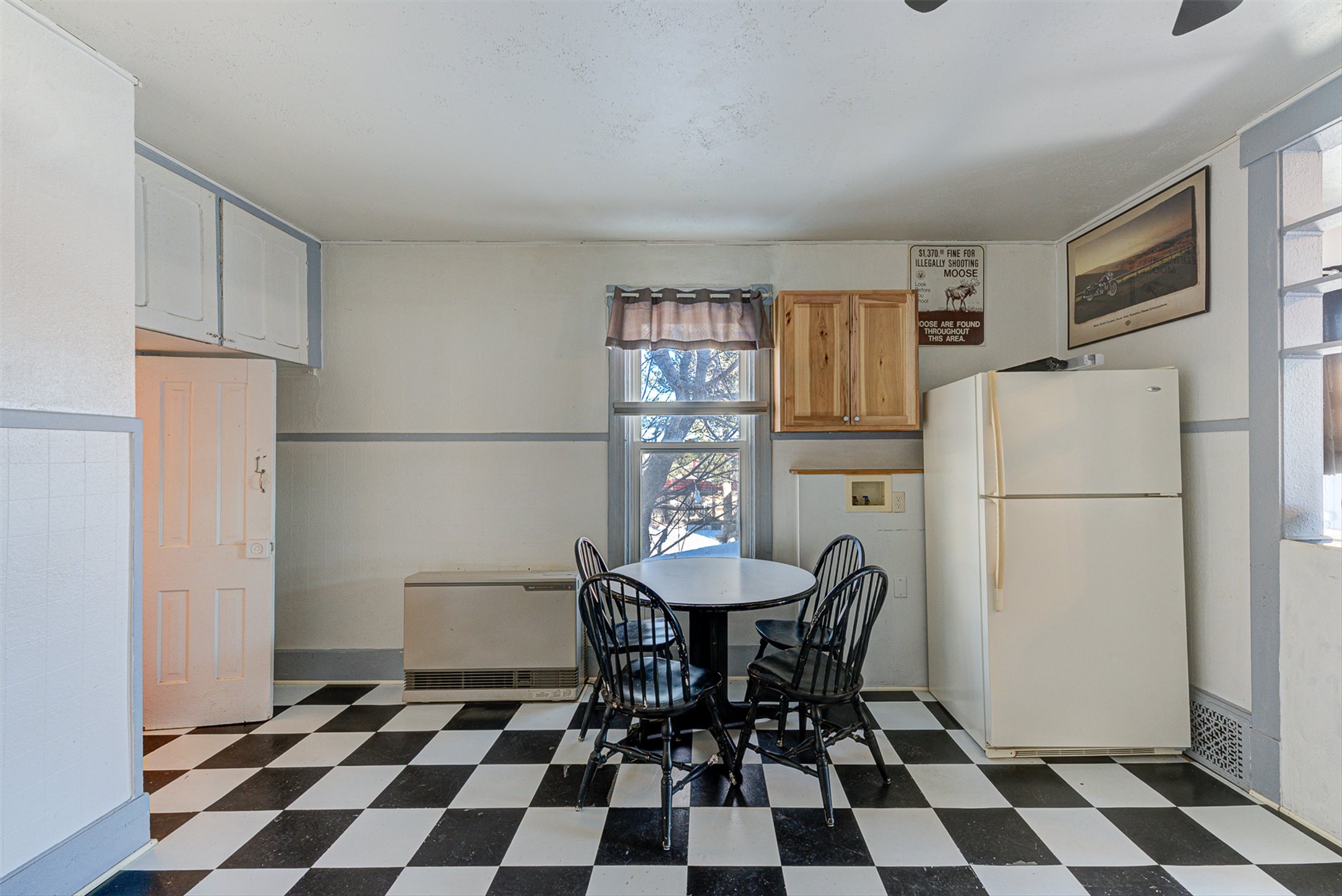 420 Knight Street Property Photo 25
