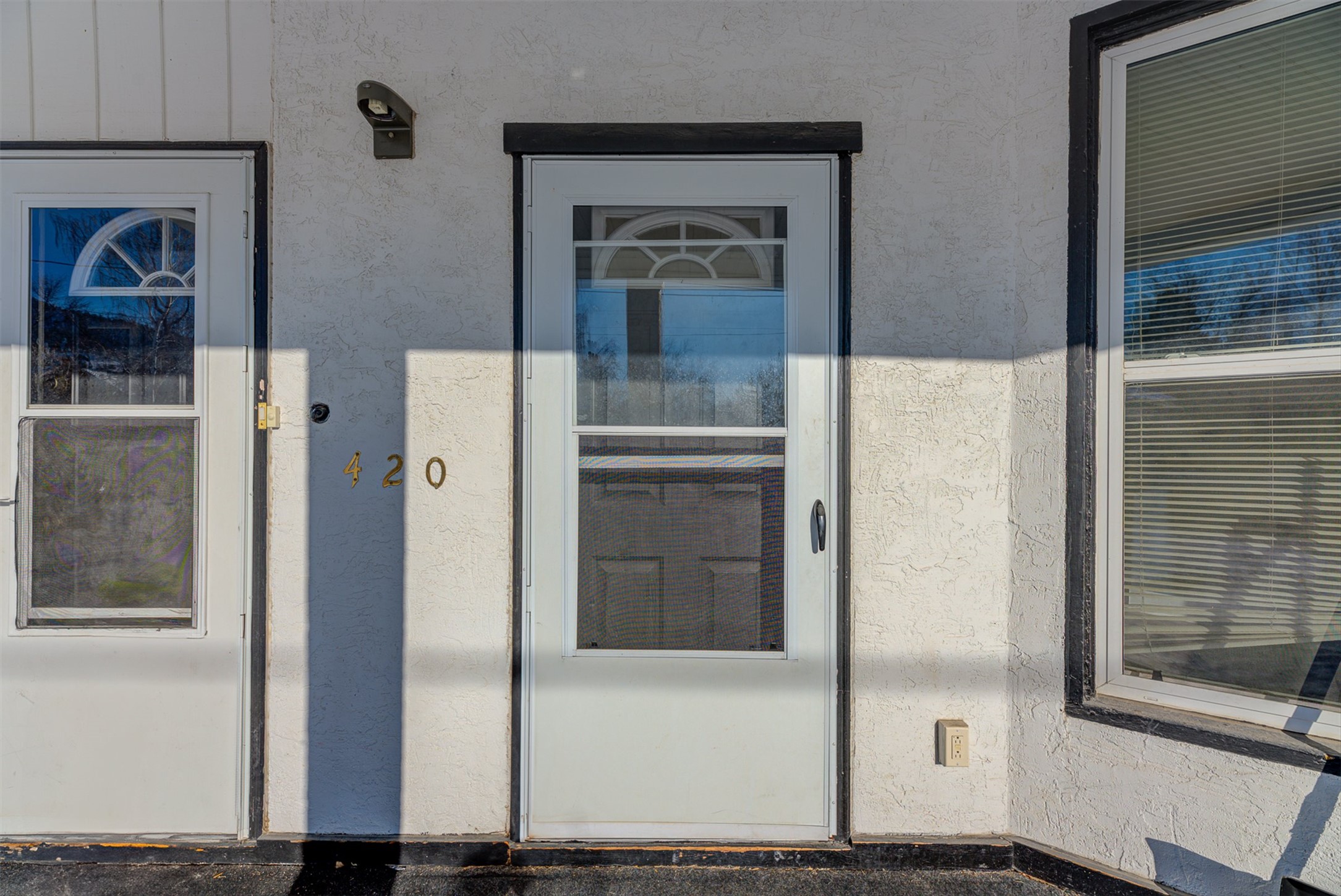 420 Knight Street Property Photo 28
