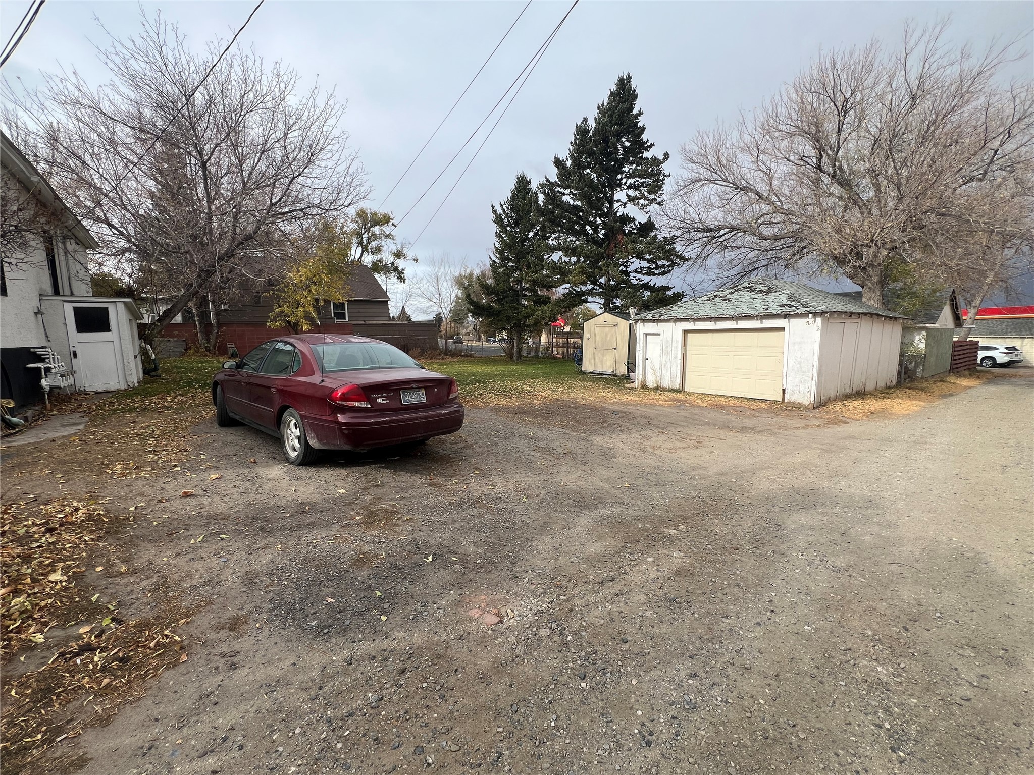 420 Knight Street Property Photo 41