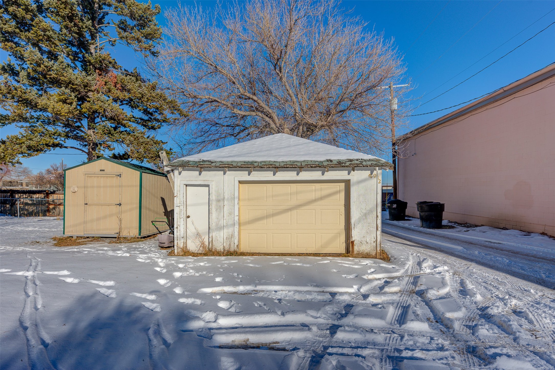 420 Knight Street Property Photo 44