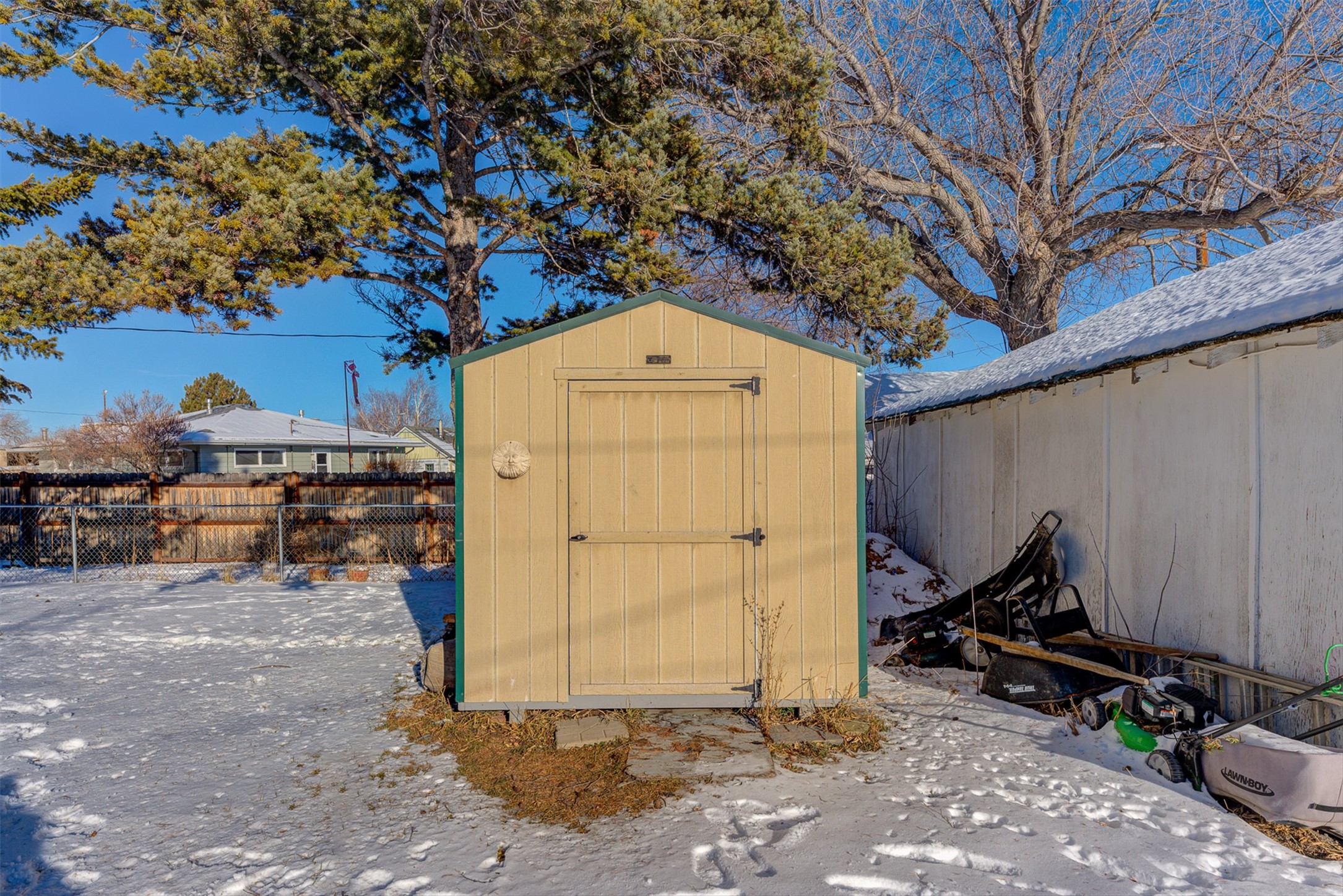 420 Knight Street Property Photo 45