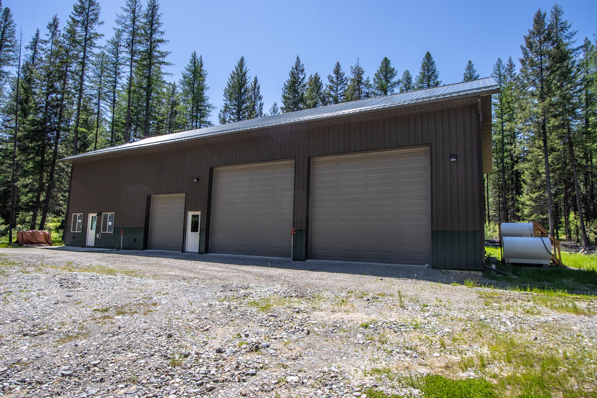7490 Pinkham Creek Road Property Photo