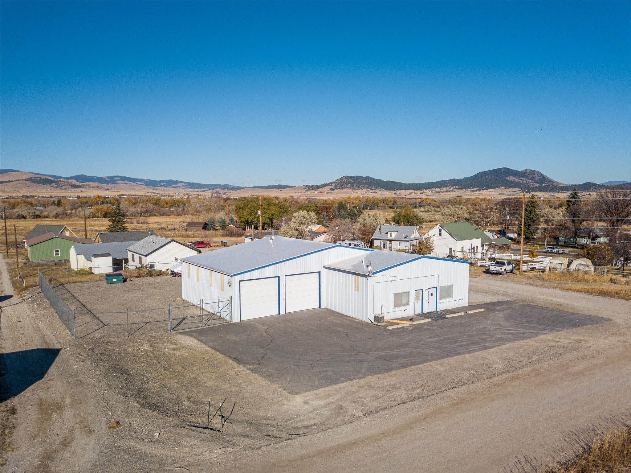 1450 Hiawatha Street Property Photo